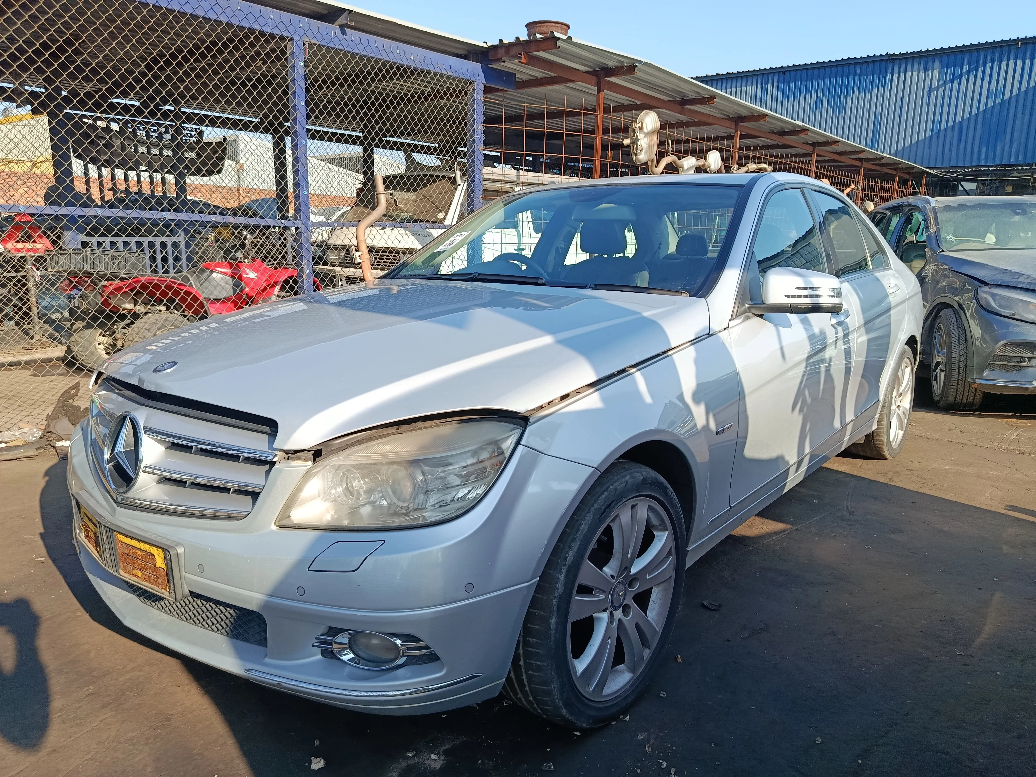 2010 Mercedes-Benz C-Class M2719 view 3