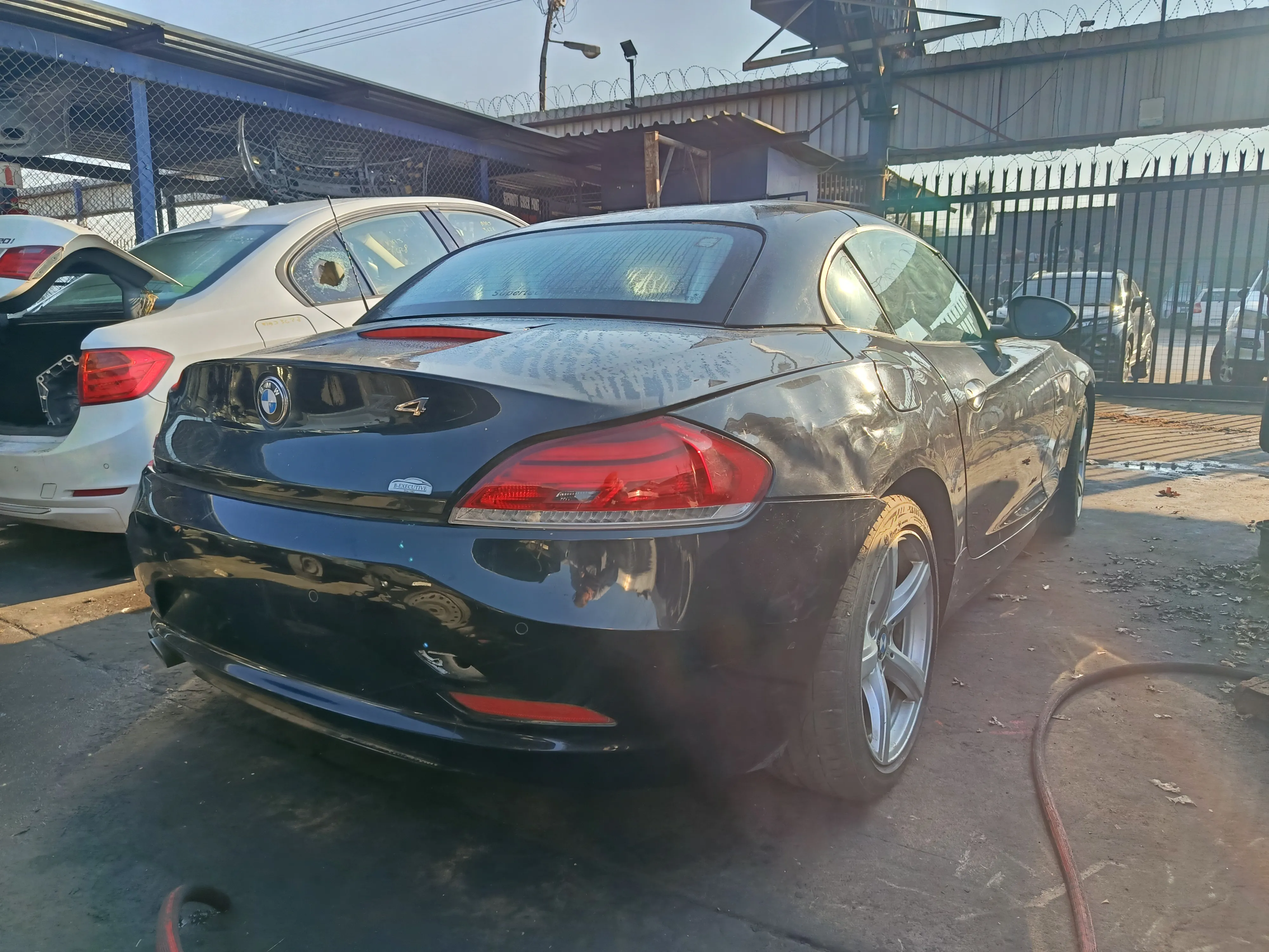 2009 BMW Z4 N52N view 4