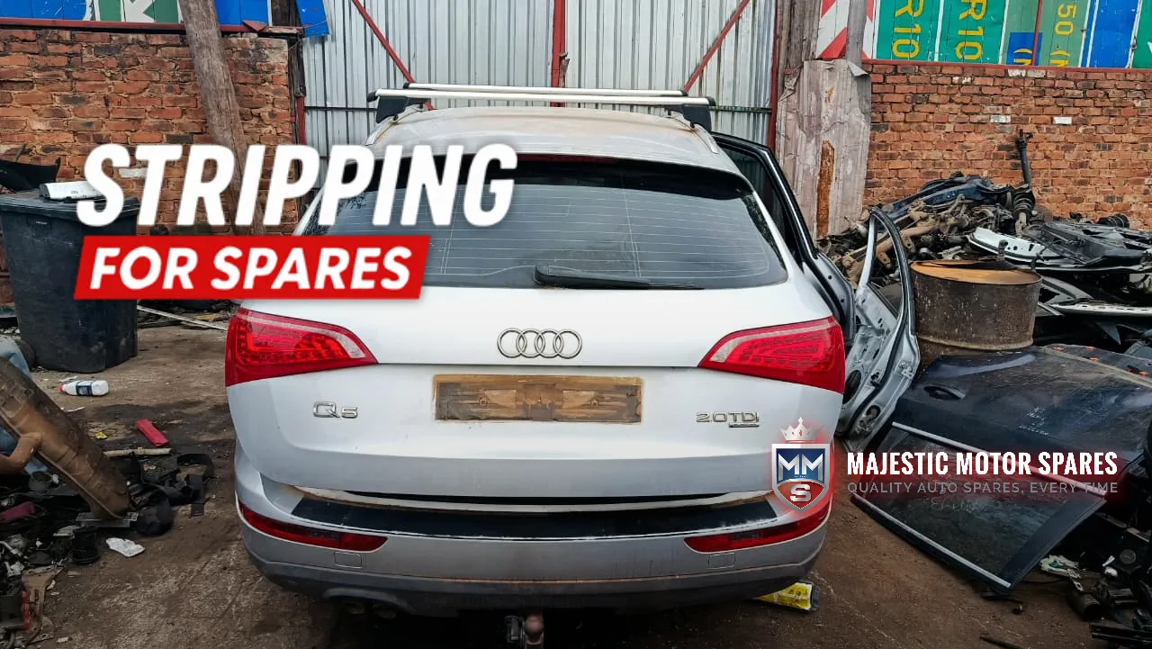 2012 Audi Q5 view 5