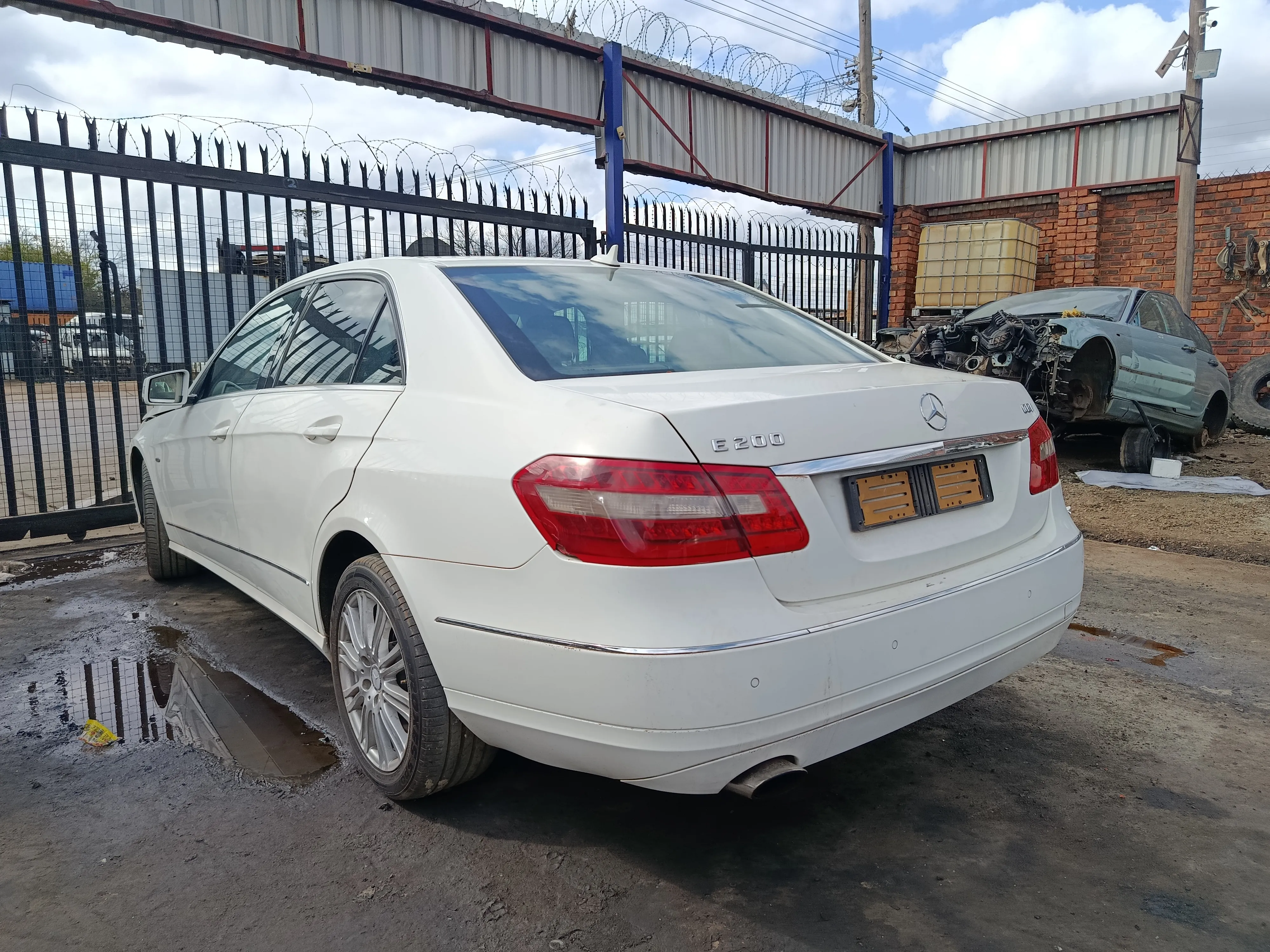 2009 Mercedes-Benz E-Class M271.8 view 6