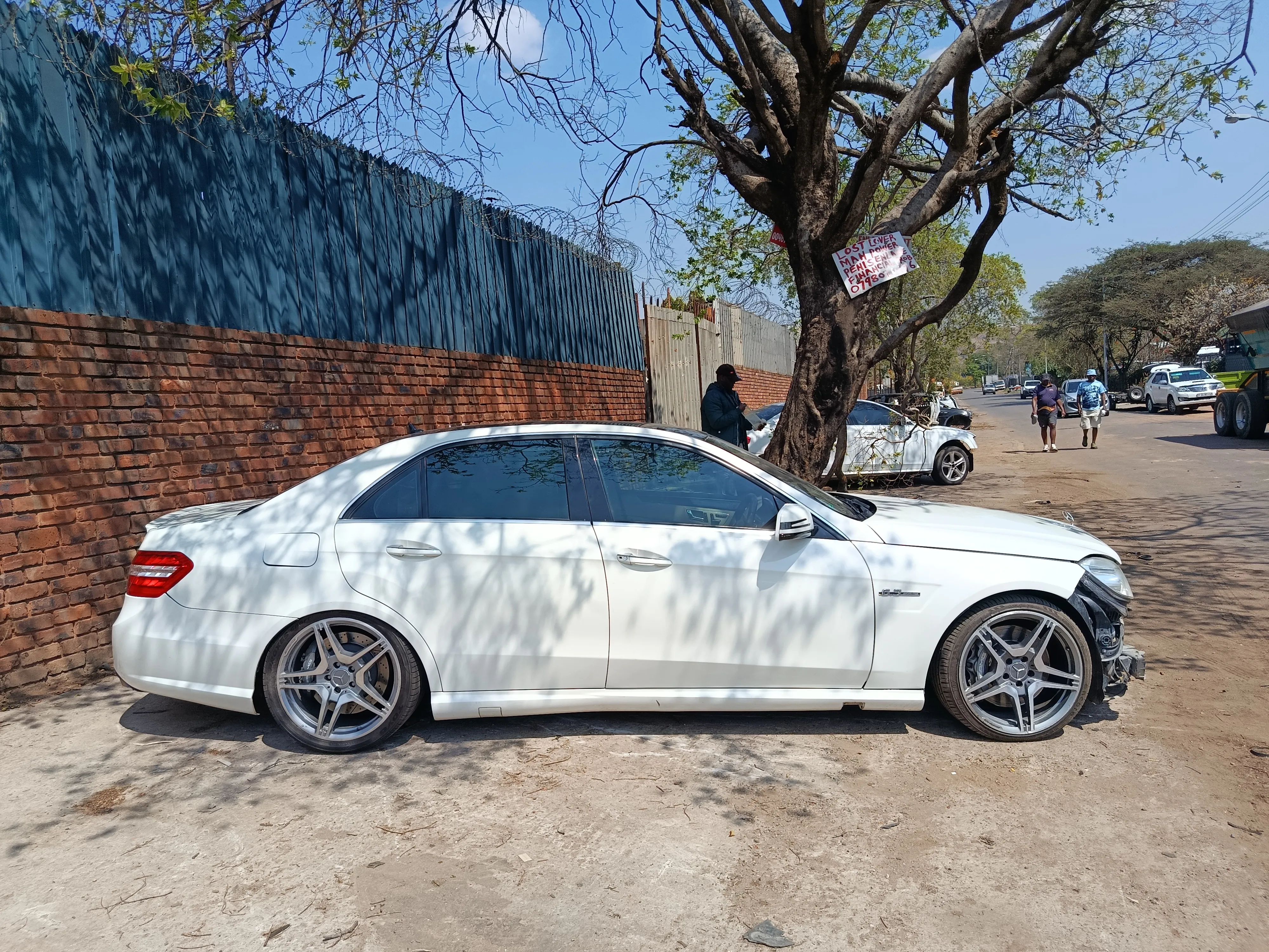 2009 Mercedes-Benz E-Class M156 view 5