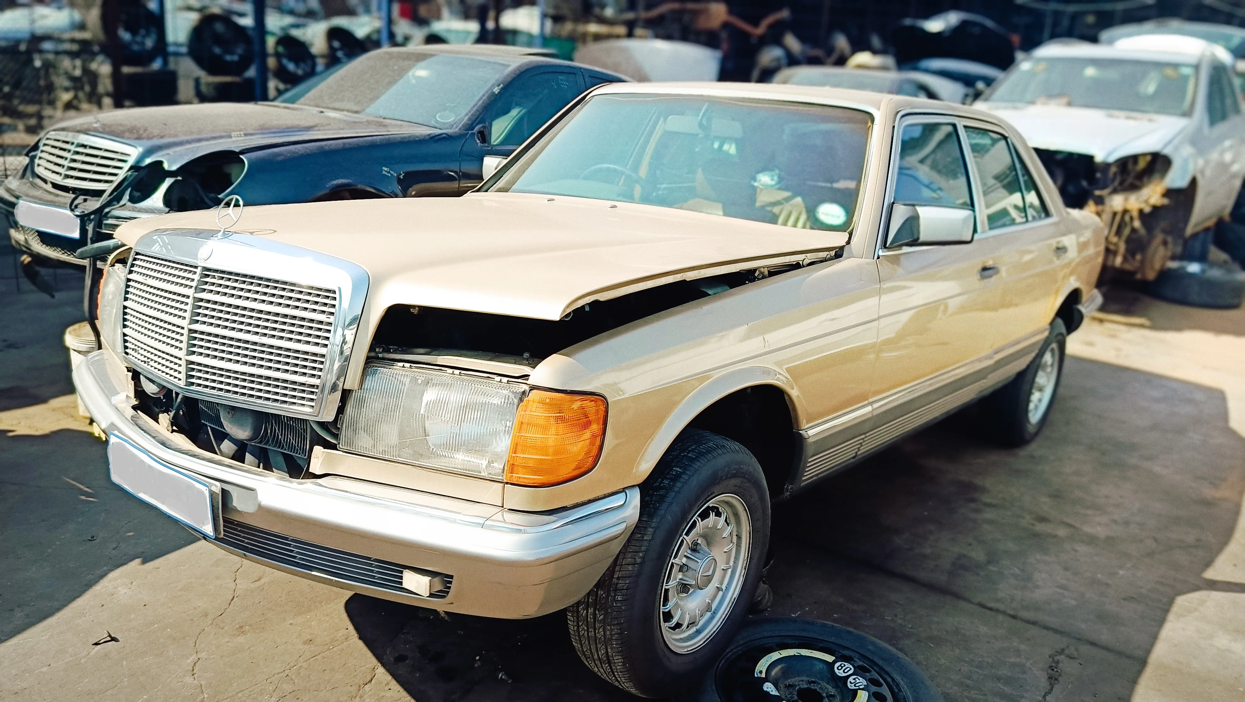 1982 Mercedes-Benz S-Class M116 view 3