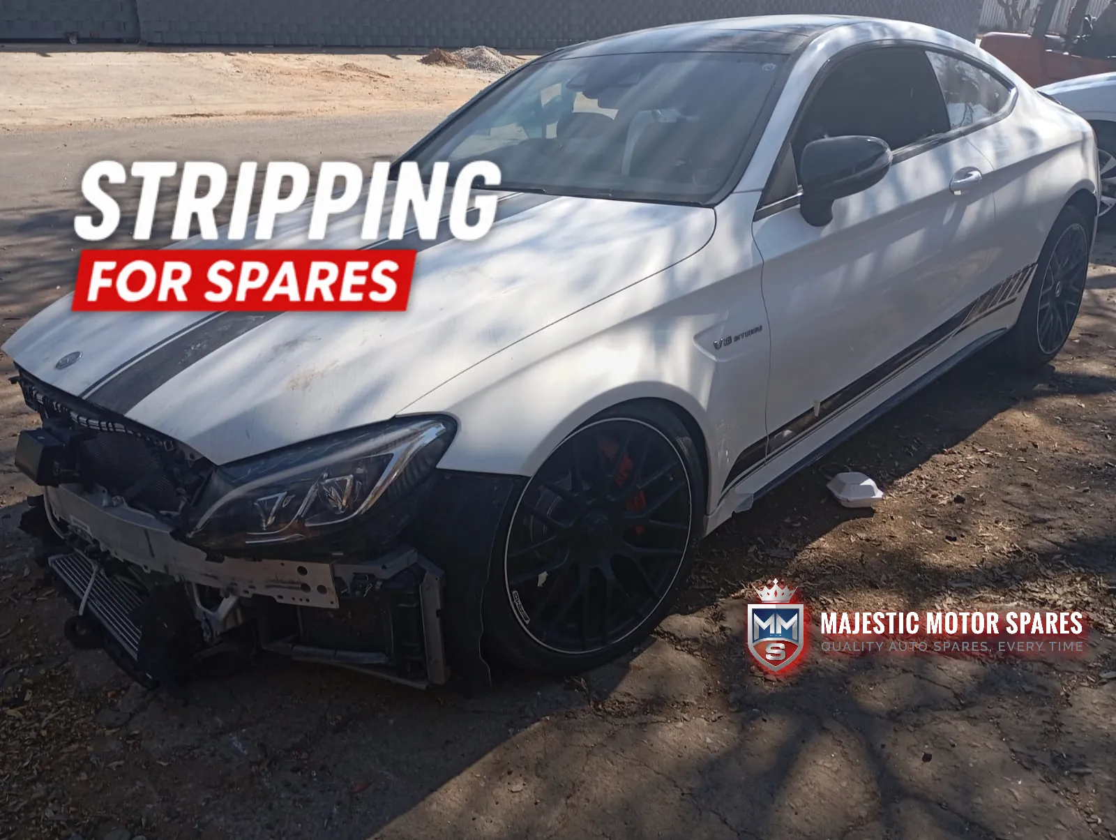 2016 Mercedes-Benz C-Class view 3