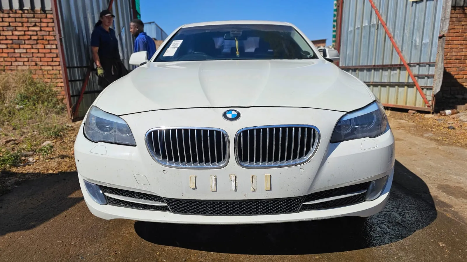 2011 BMW 520i F10 SEDAN