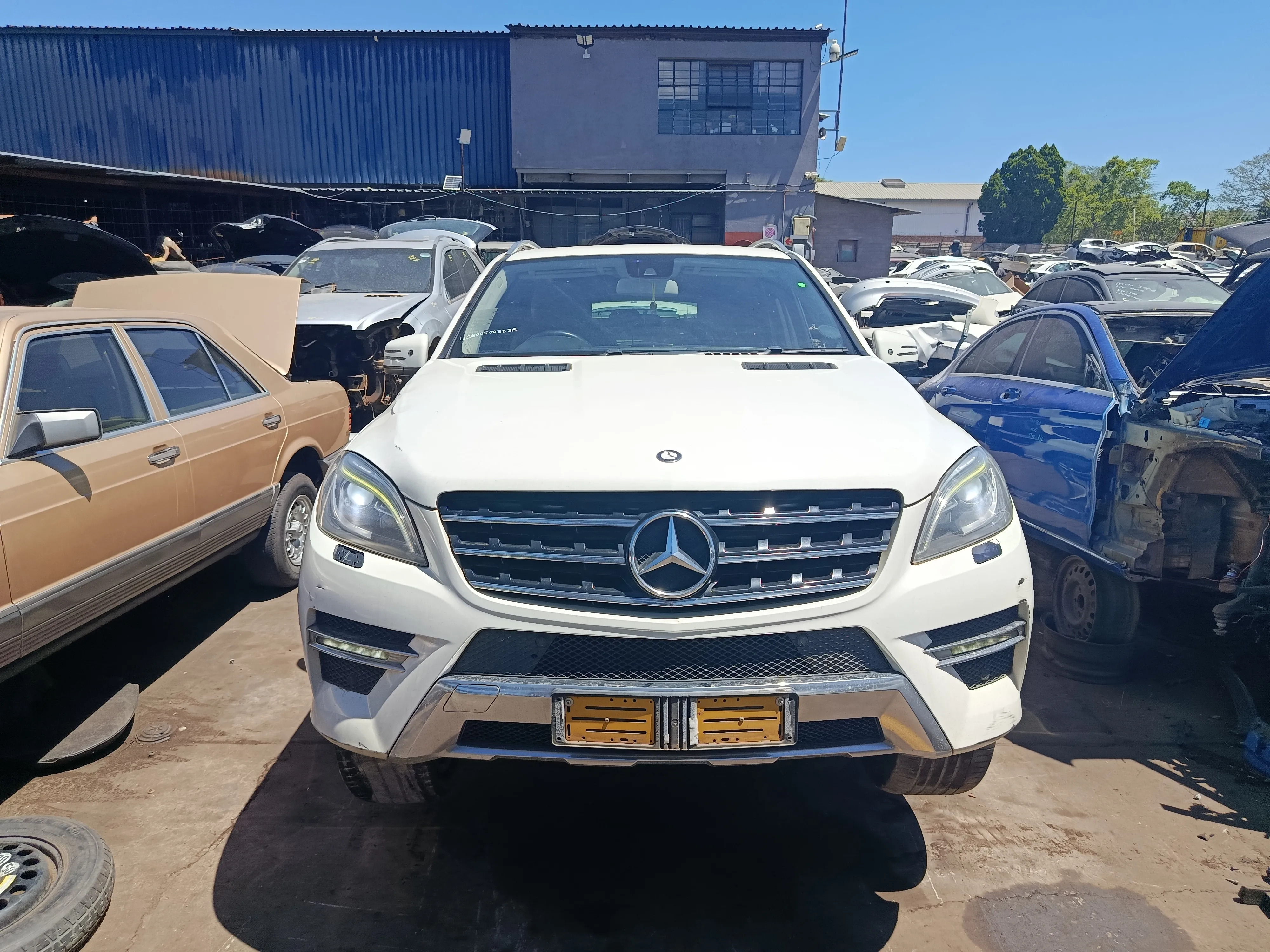 2012 Mercedes-Benz ML M276 view 2