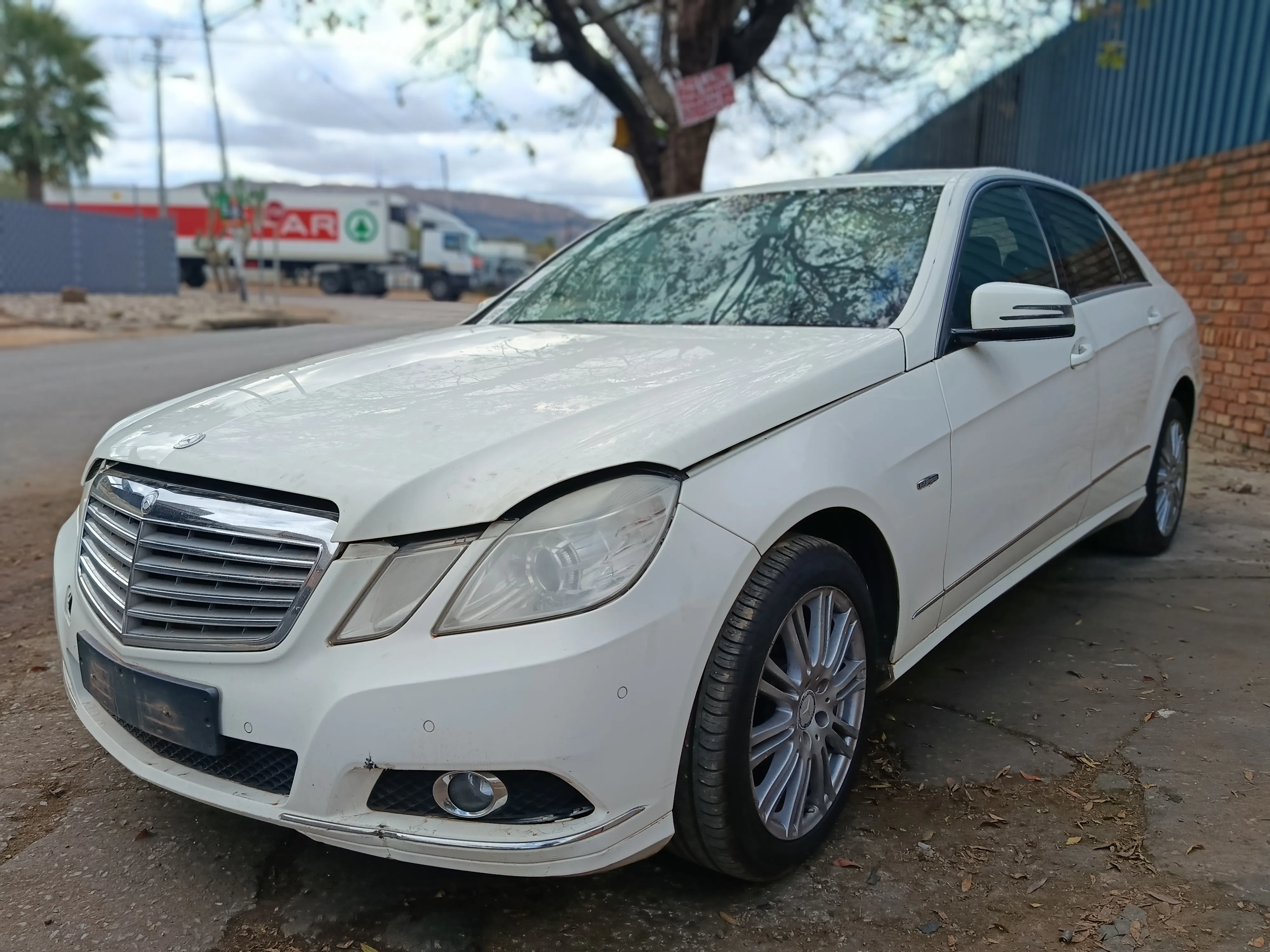 2009 Mercedes-Benz E-Class M271.8 view 3