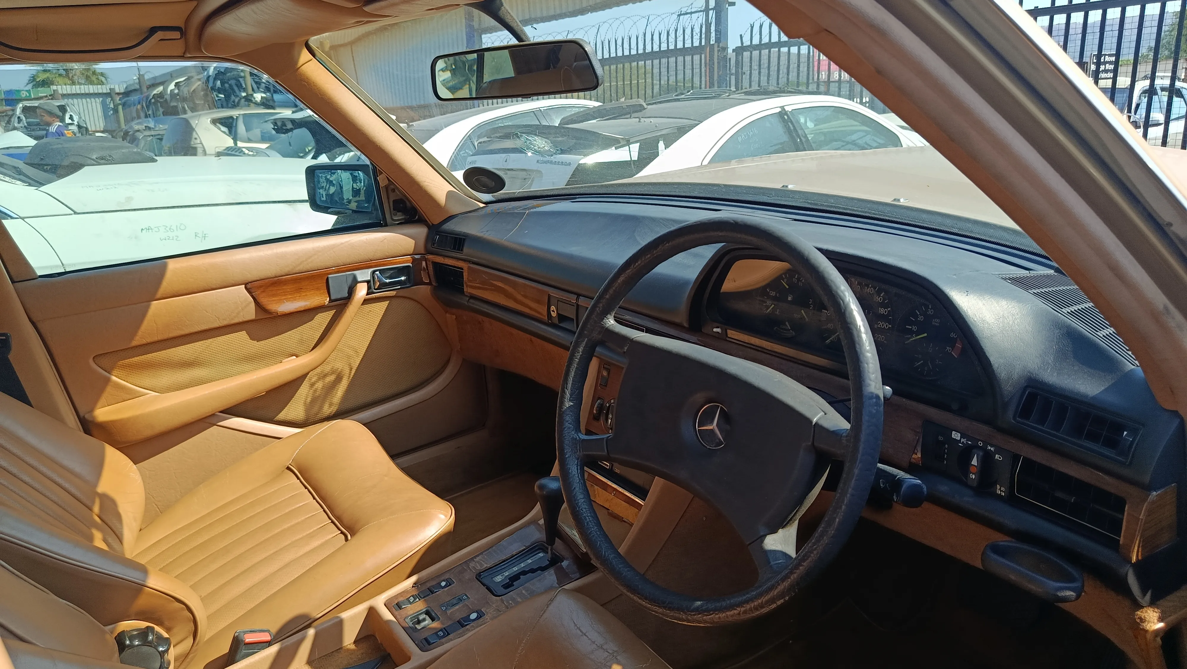 1982 Mercedes-Benz S-Class M116 view 5