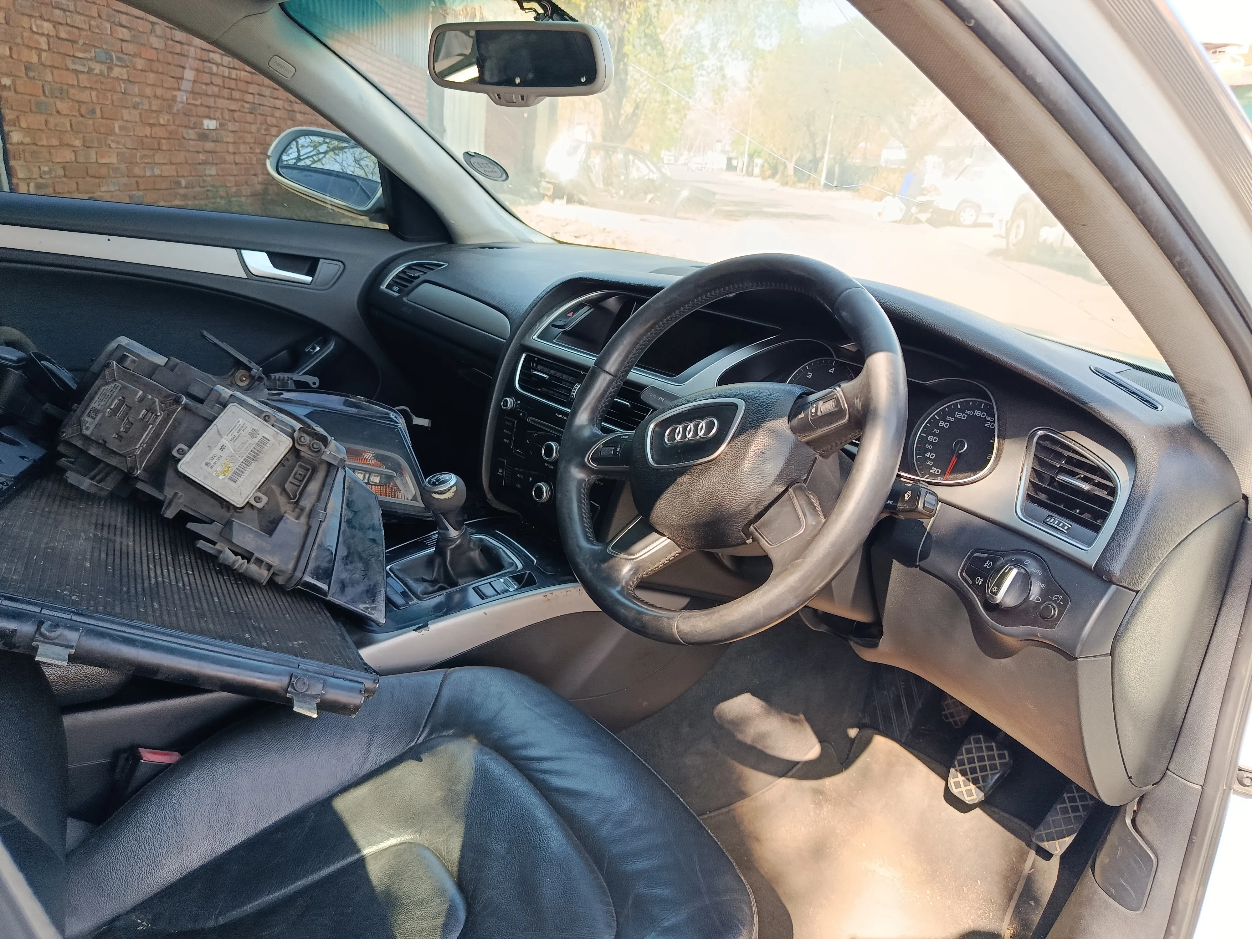 2012 Audi A4 CGL view 9