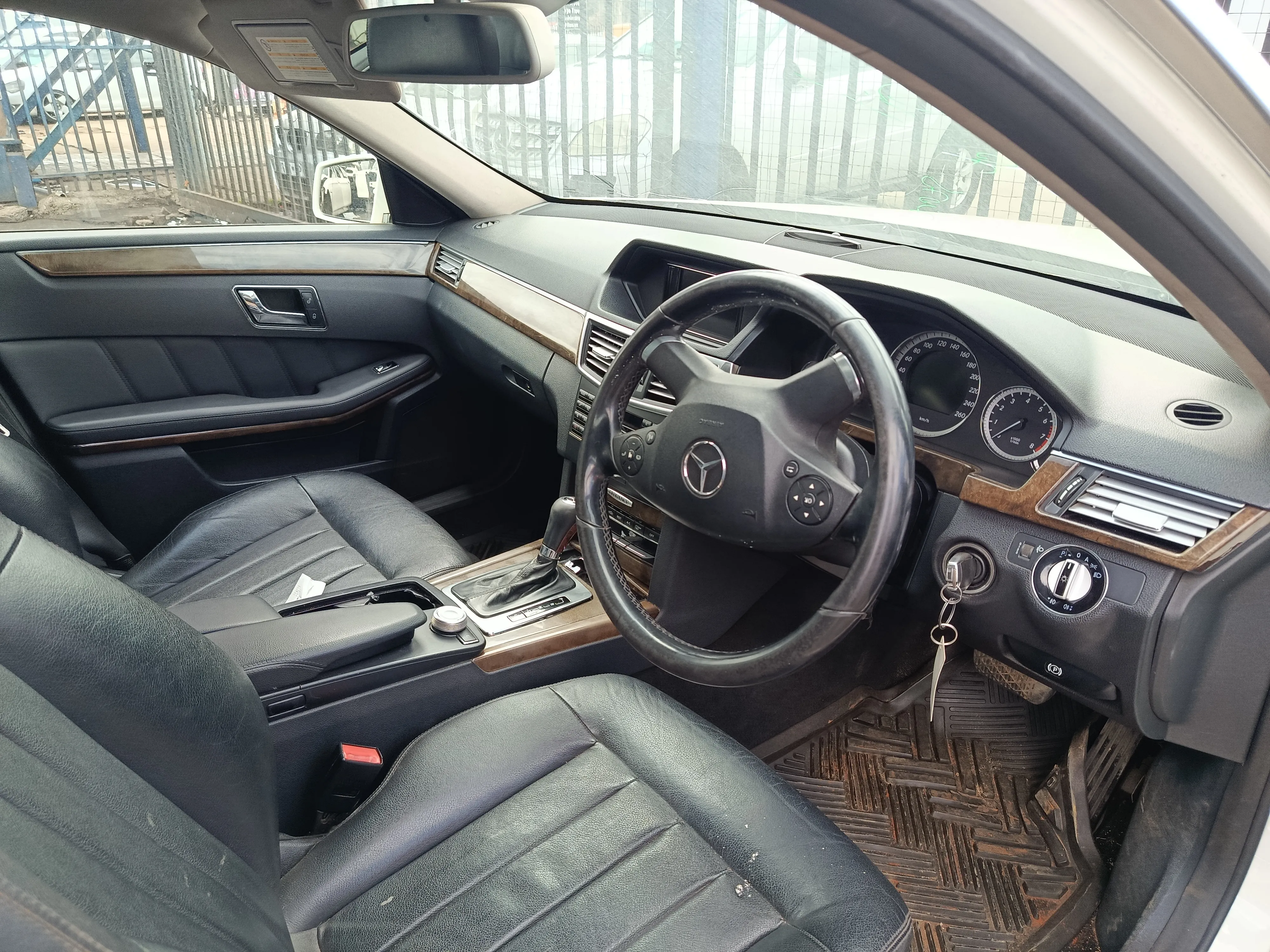 2009 Mercedes-Benz E-Class M271.8 view 7
