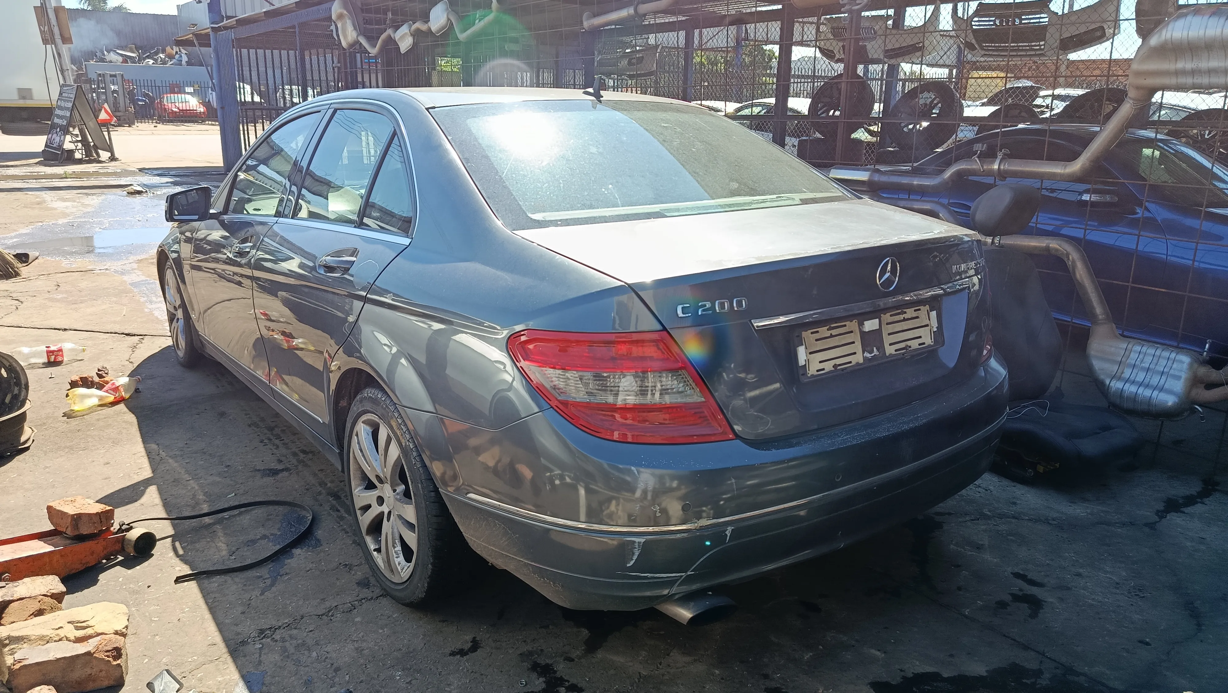 2010 Mercedes-Benz C-Class M271.9 view 6