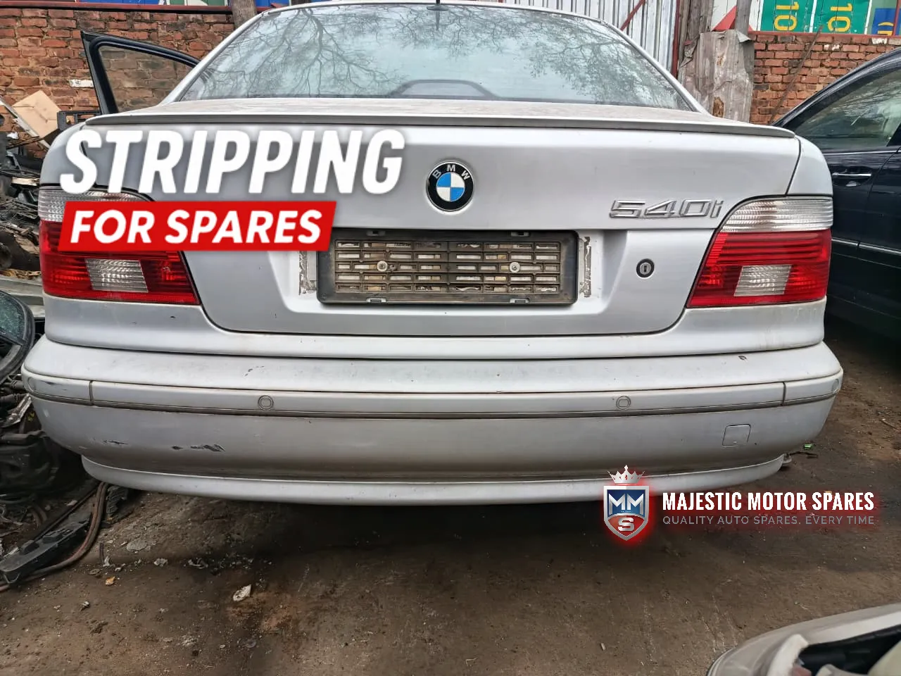 2001 BMW 5 Series view 2