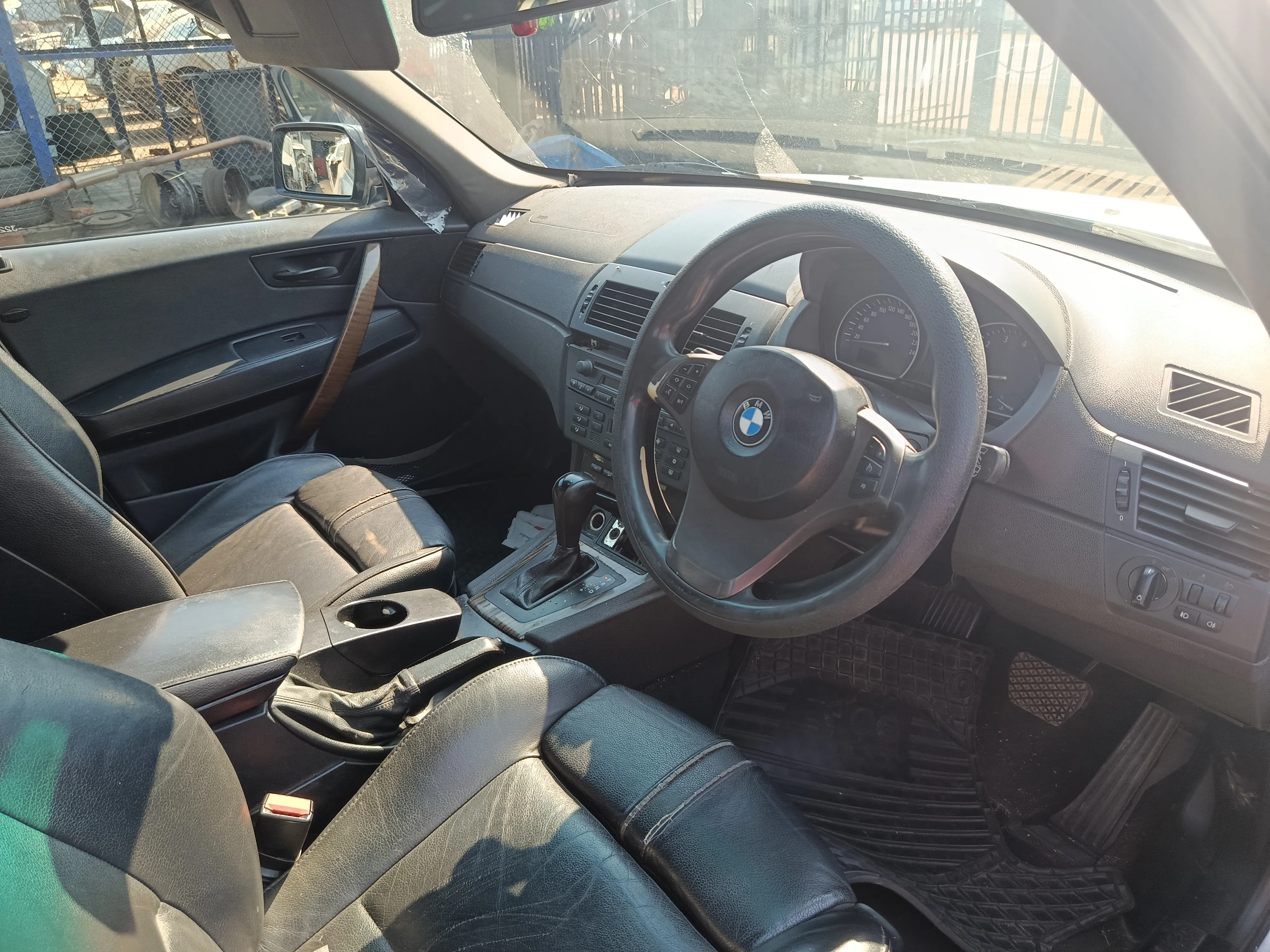 2004 BMW X3 M54 view 6