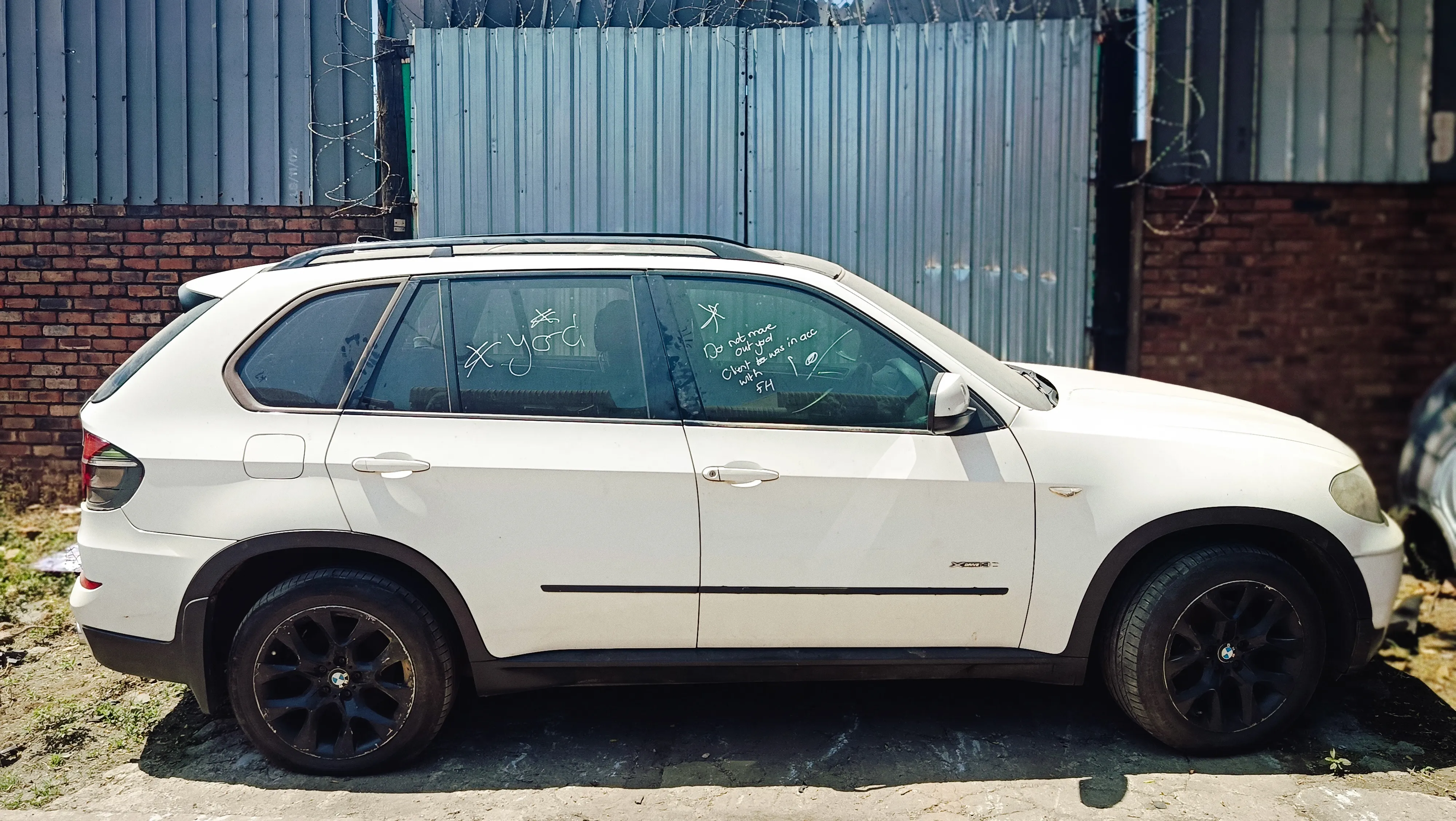 2011 BMW X5 N57 view 3
