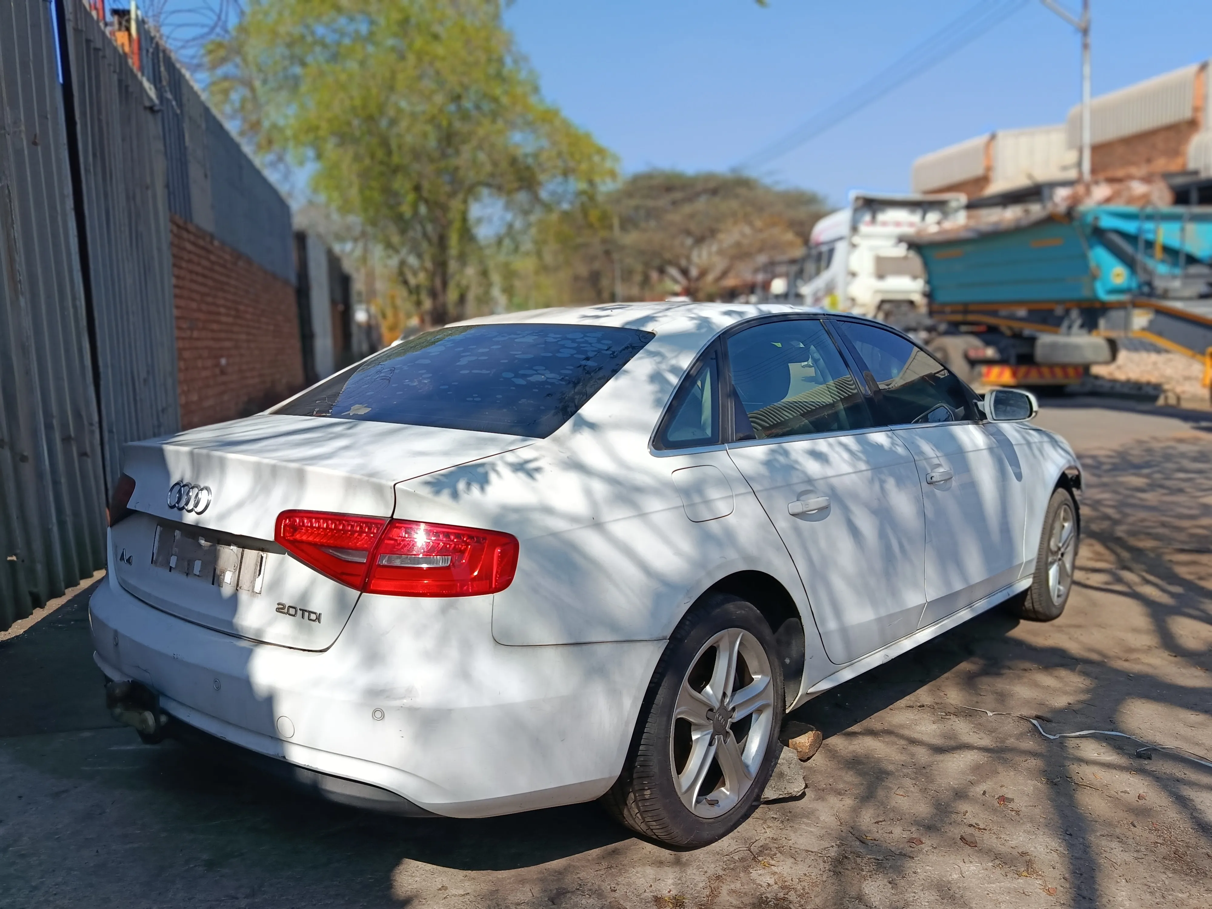2012 Audi A4 CGL view 6