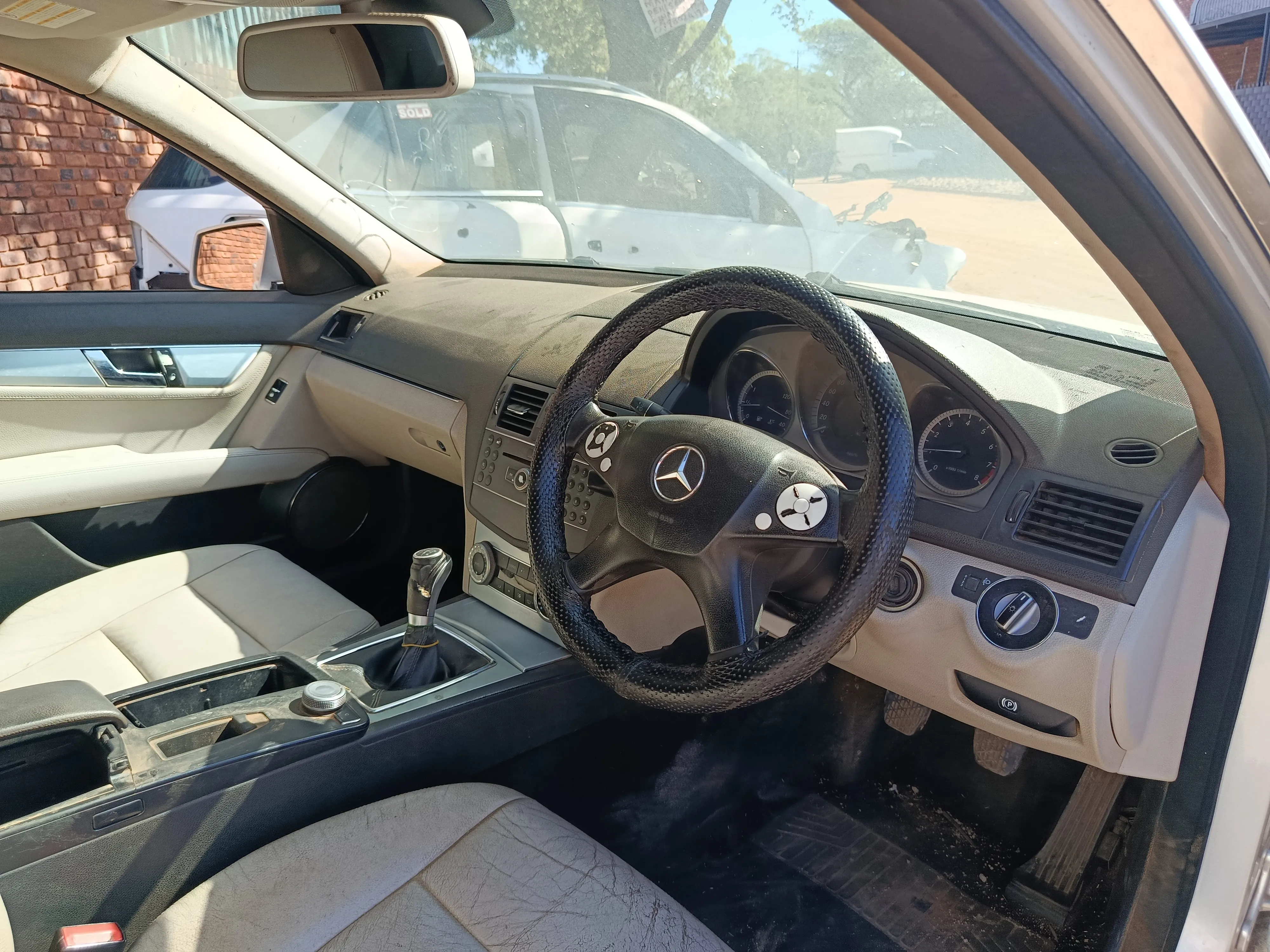 2009 Mercedes-Benz C-Class M271.9 view 4