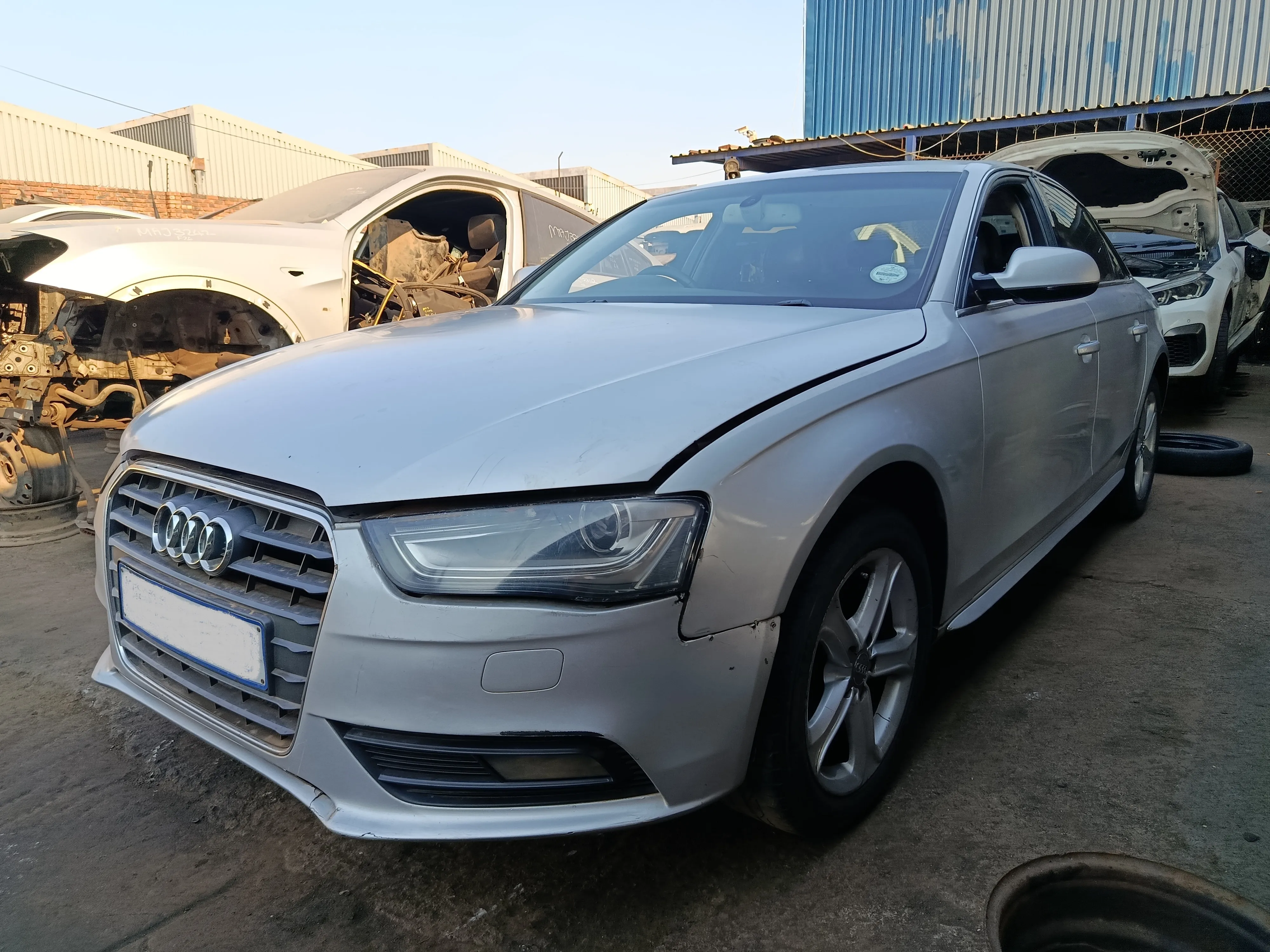 2002 Audi A4 CJE view 2