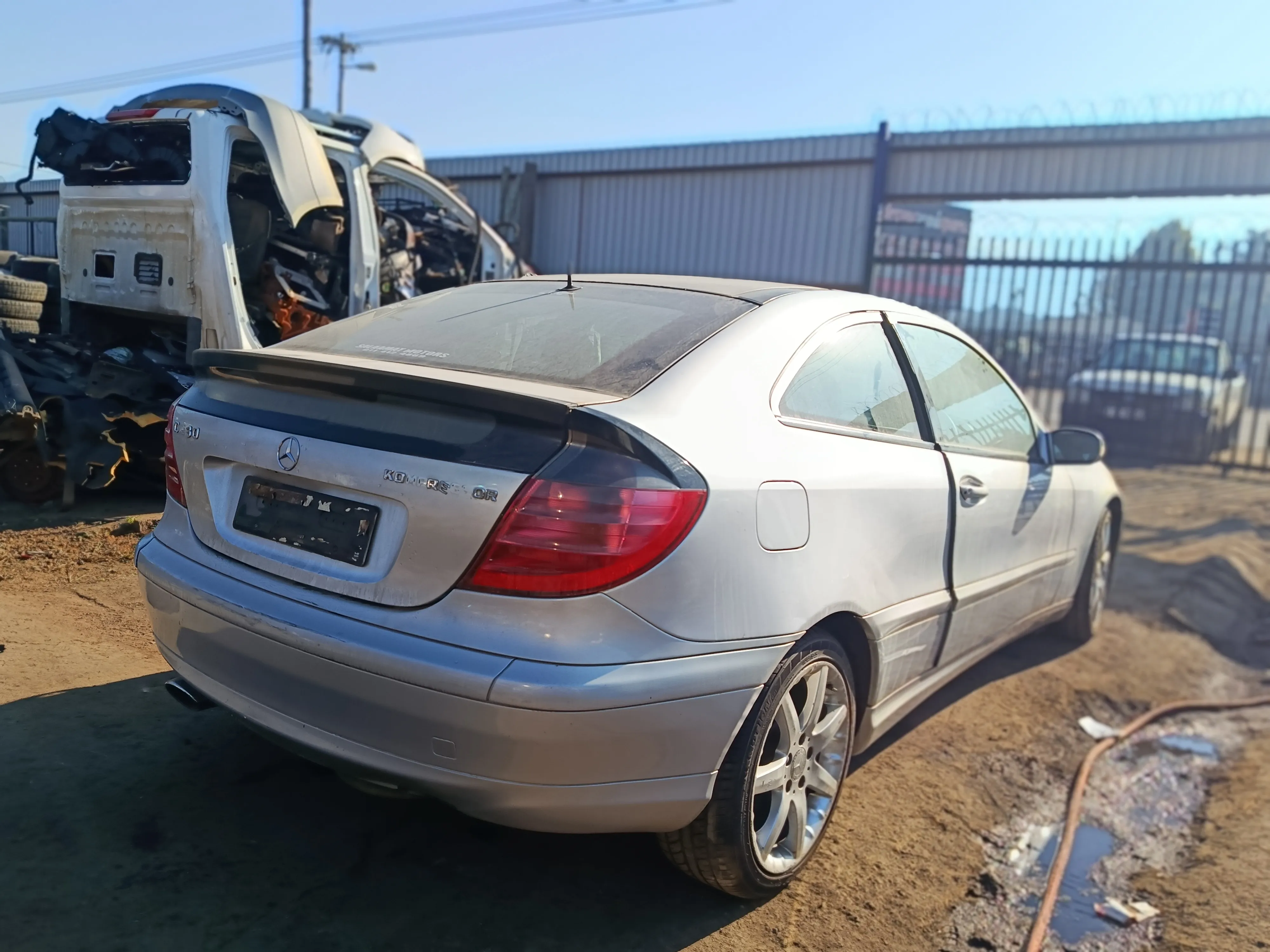 2002 Mercedes-Benz C-Class M111 view 5