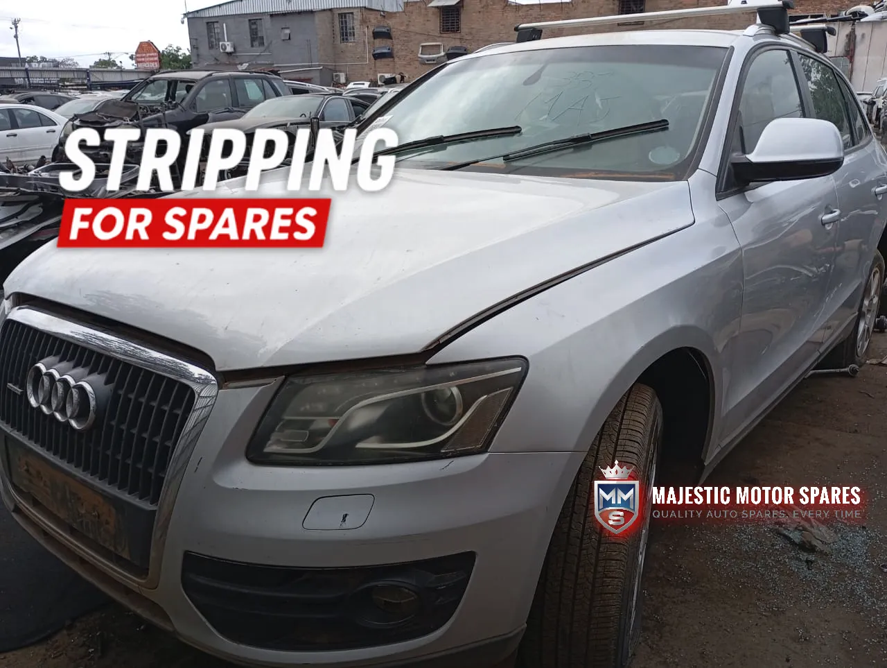 2012 Audi Q5 cgl view 3