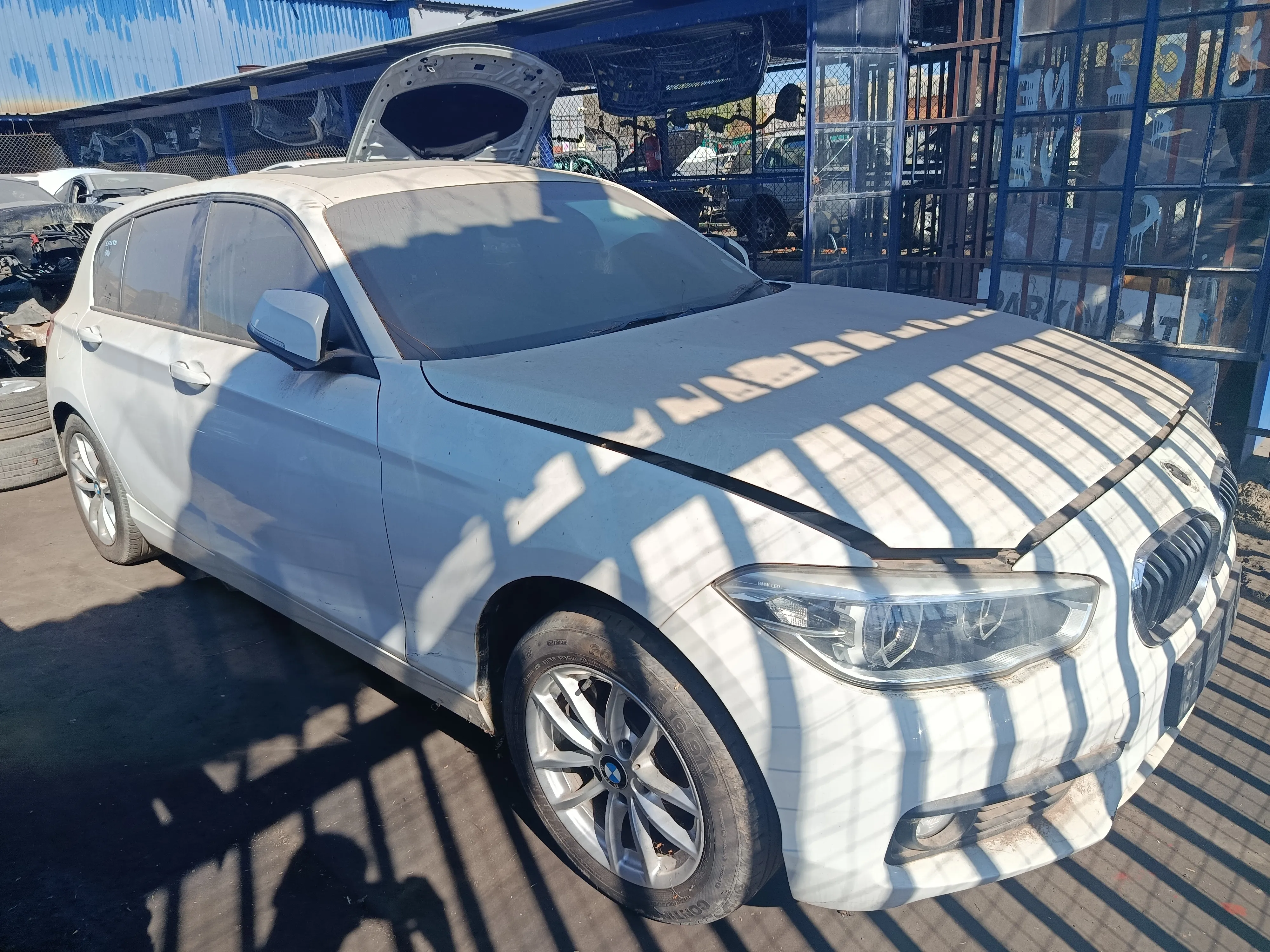 2018 BMW 1 Series B38 view 3