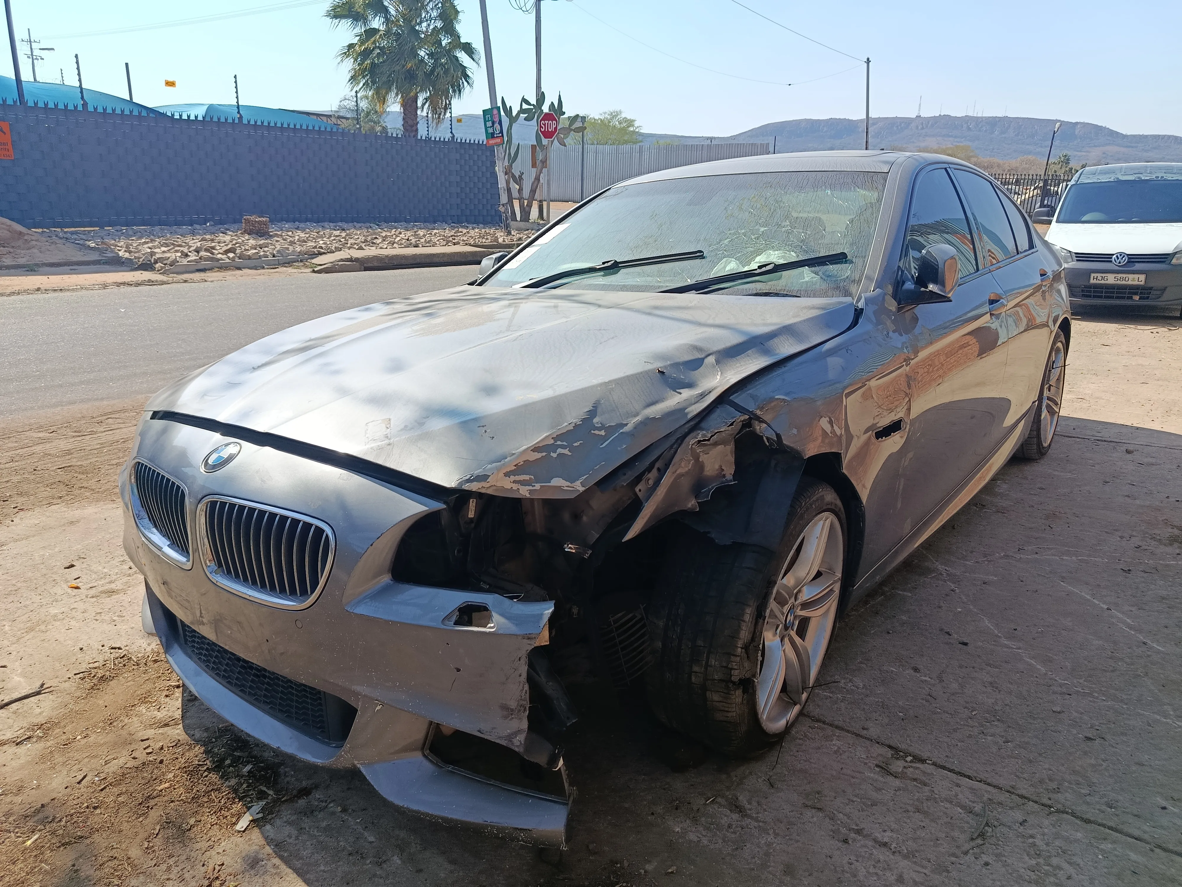 2013 BMW 5 Series N20 view 4