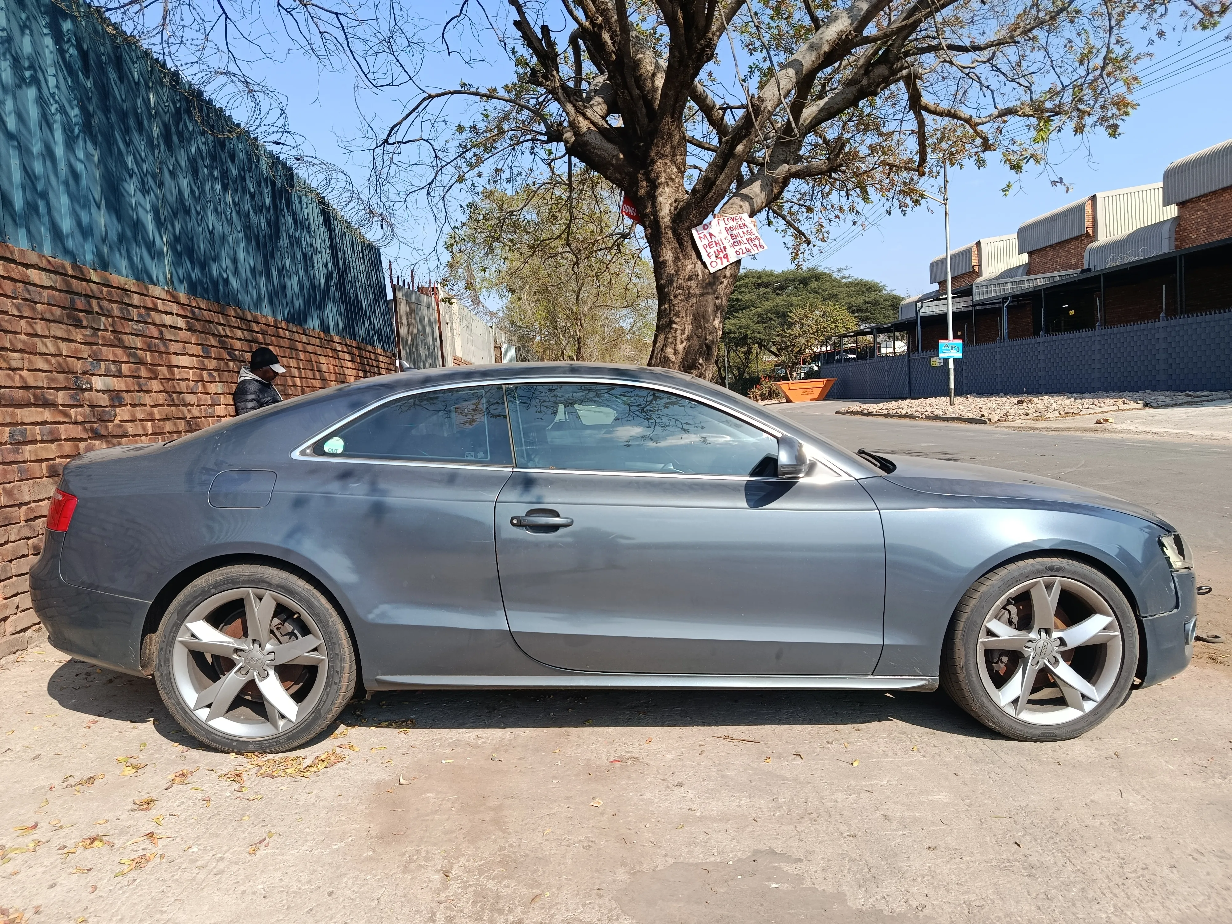 2009 Audi A5 CDN view 5