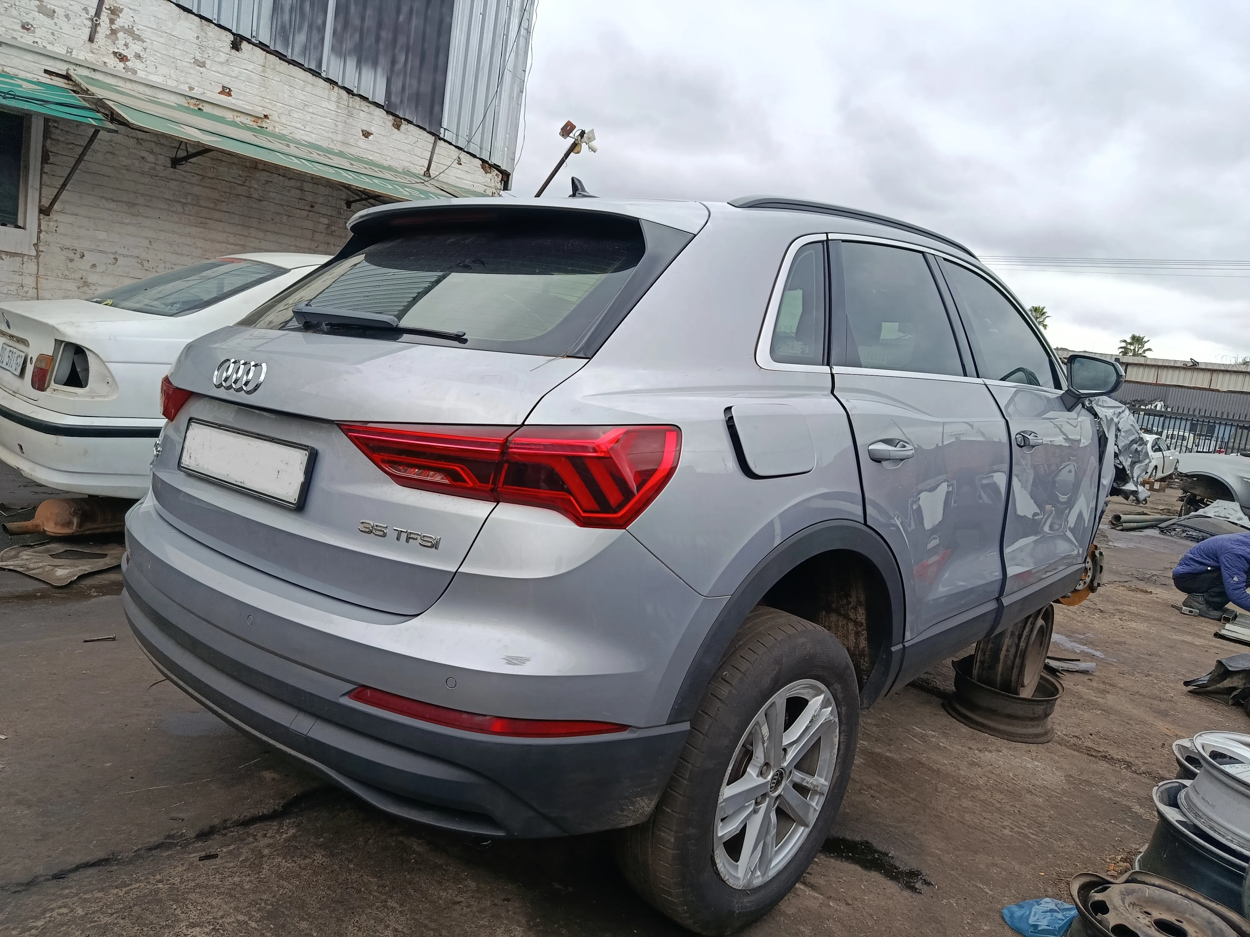 2021 Audi Q3 CZD view 5