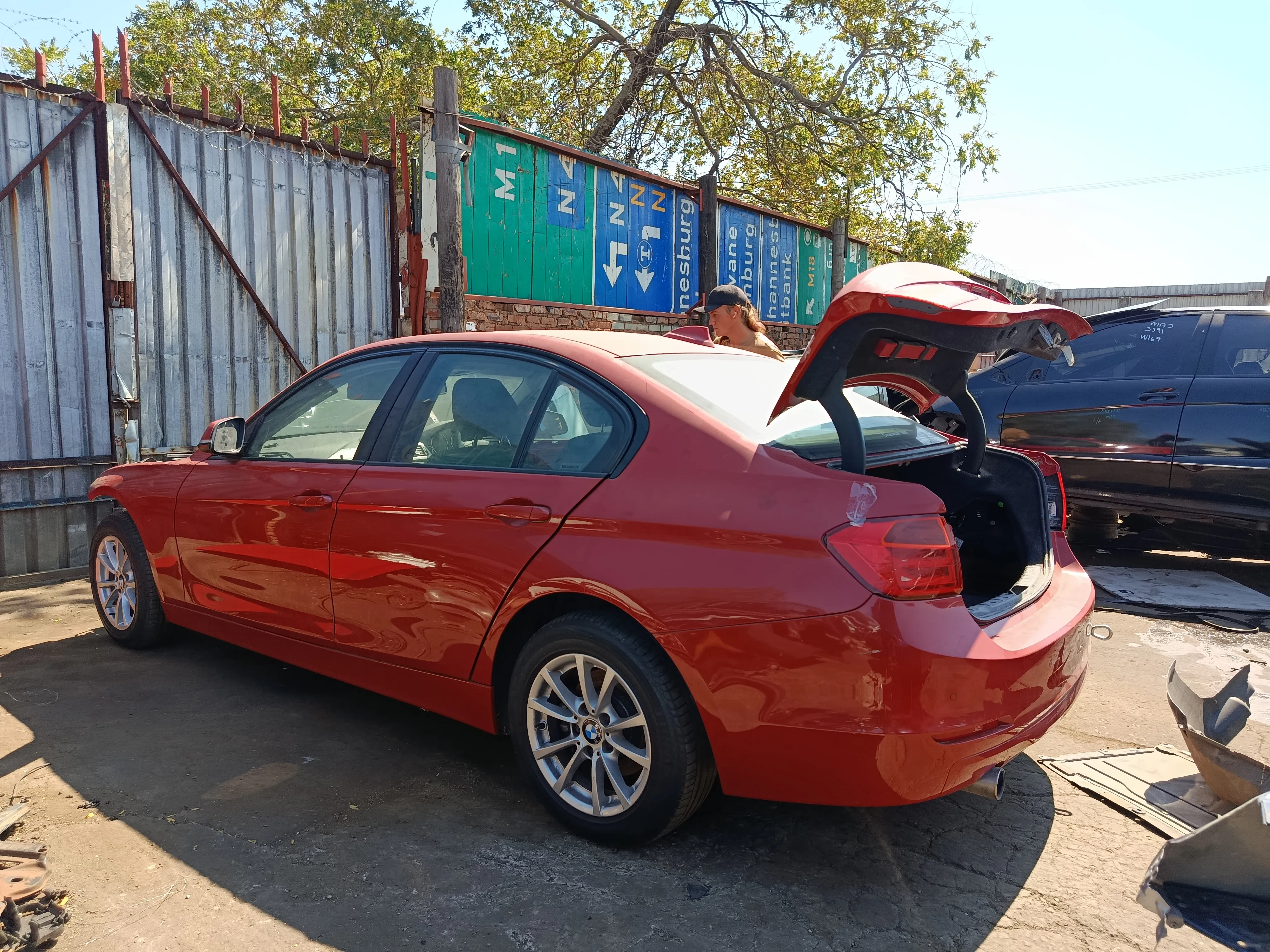 2015 BMW 3 Series N20 view 4