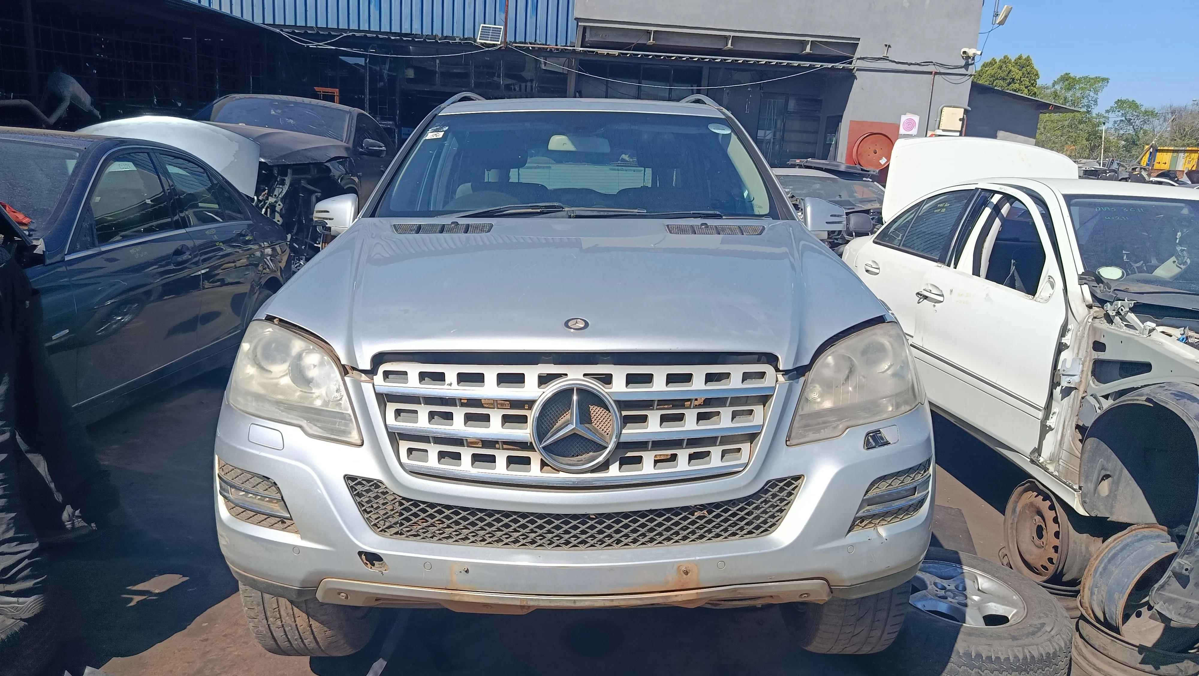 2010 Mercedes-Benz ML OM642 view 2