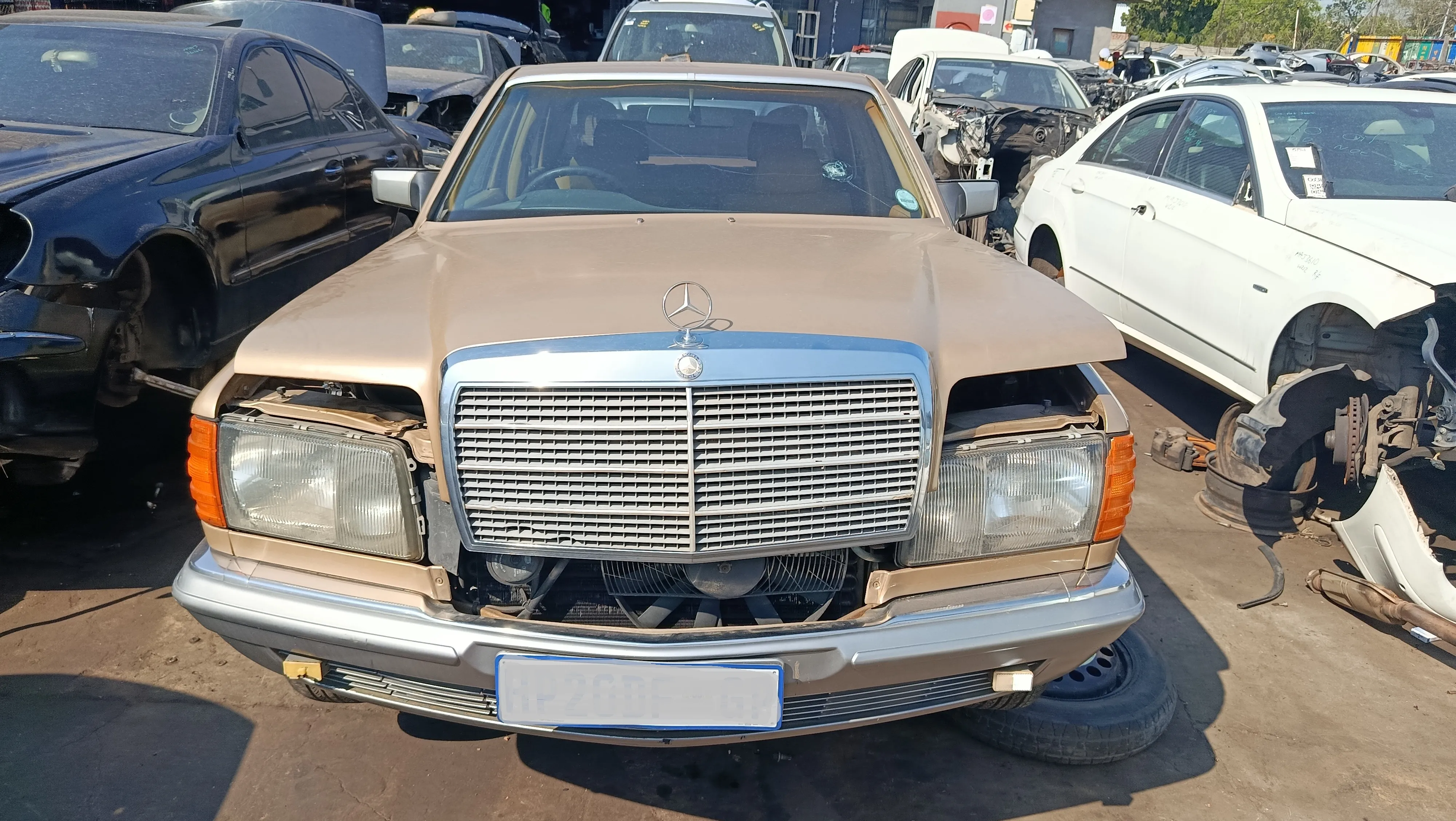 1982 Mercedes-Benz S-Class M116 view 2