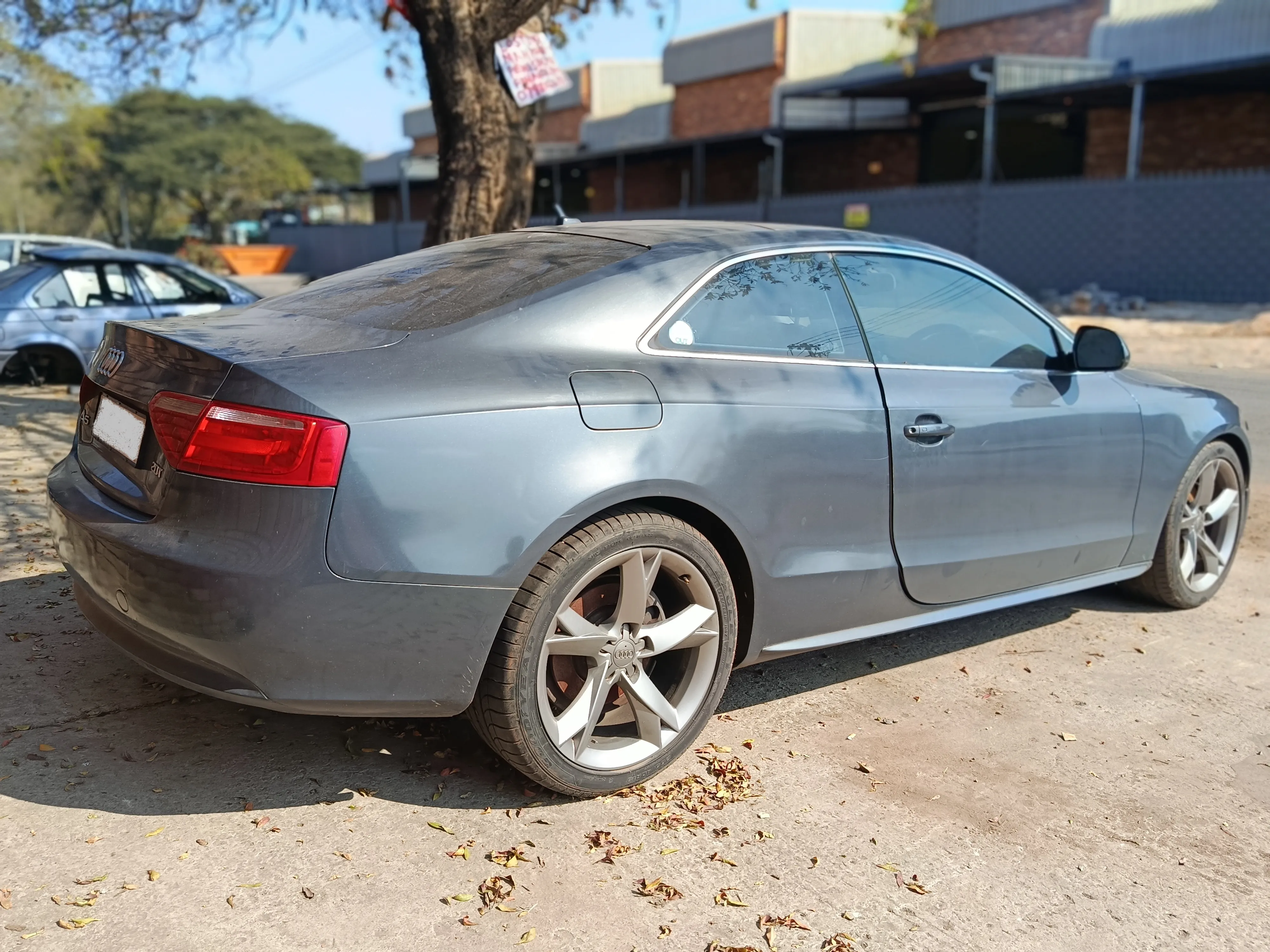 2009 Audi A5 CDN view 6