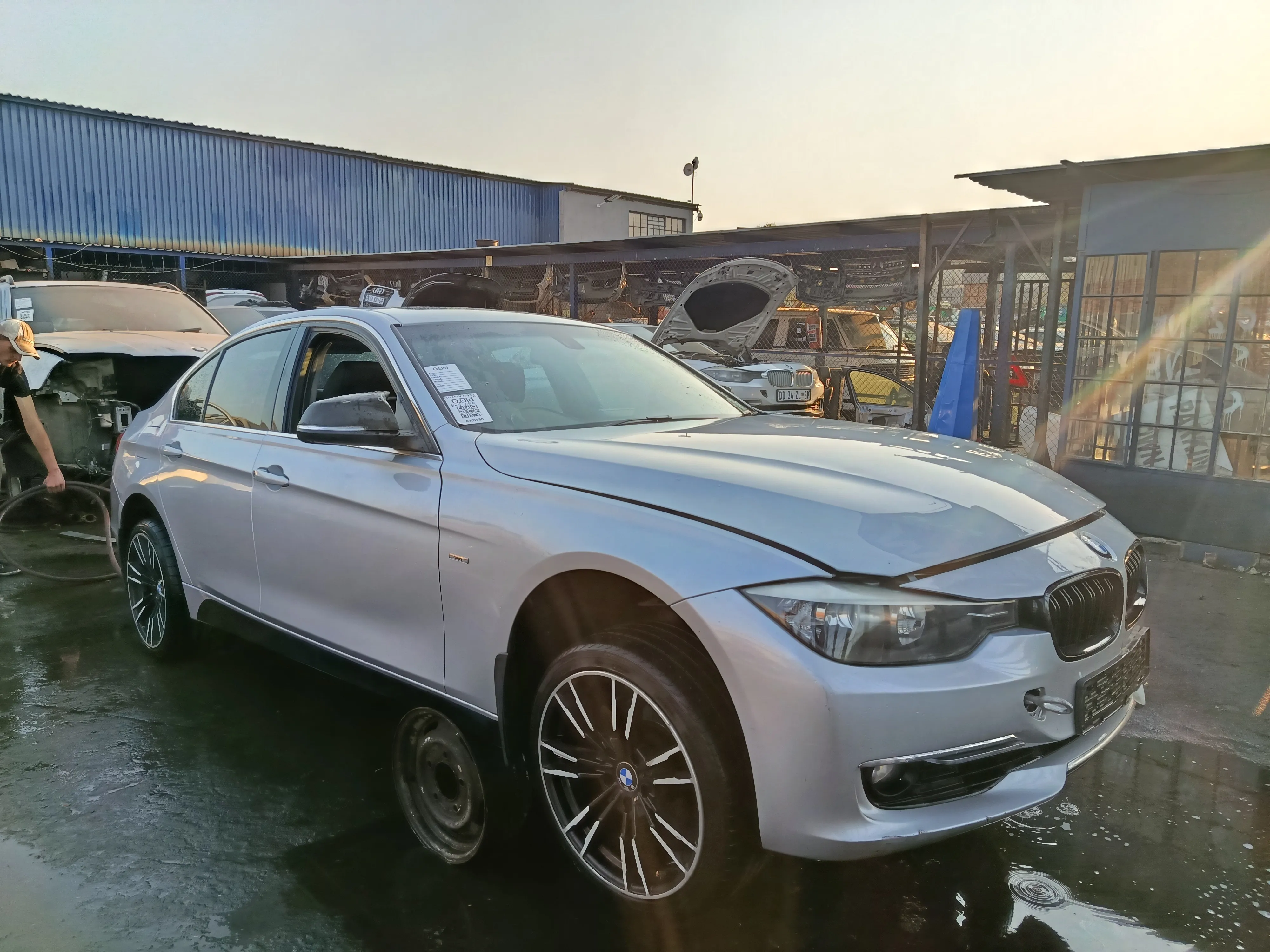 2013 BMW 3 Series N20 view 4