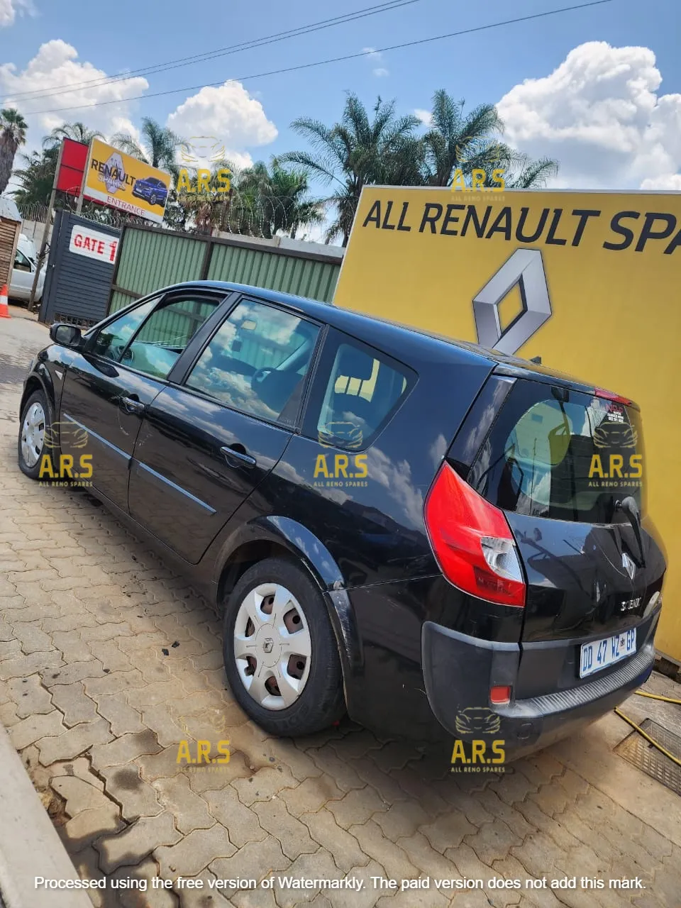 2009 Renault Megane D119268 view 4
