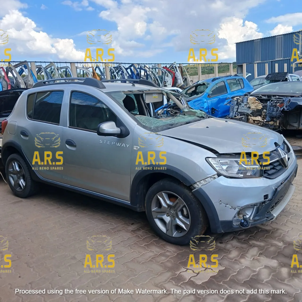 2017 Renault Sandero view 2