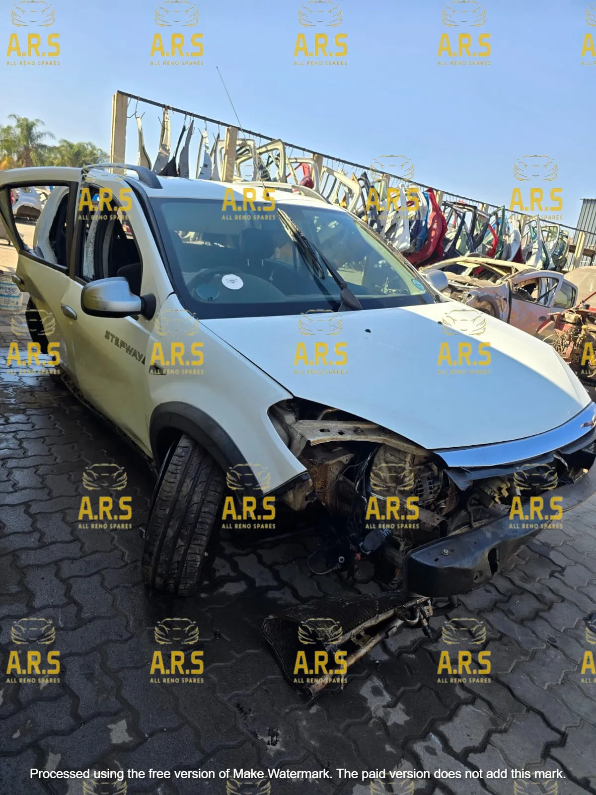 2011 Renault Sandero K7MF710UF90671 view 8
