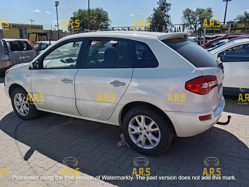 2010 Renault Koleos 2TRB702P039301 view 4