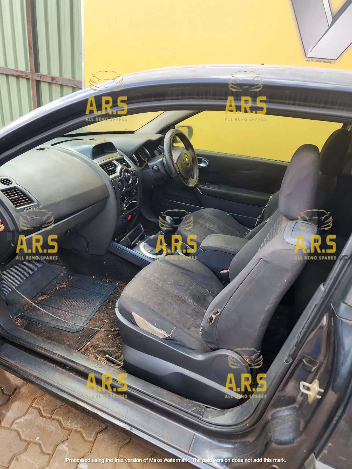 2007 Renault Megane D046370 view 4