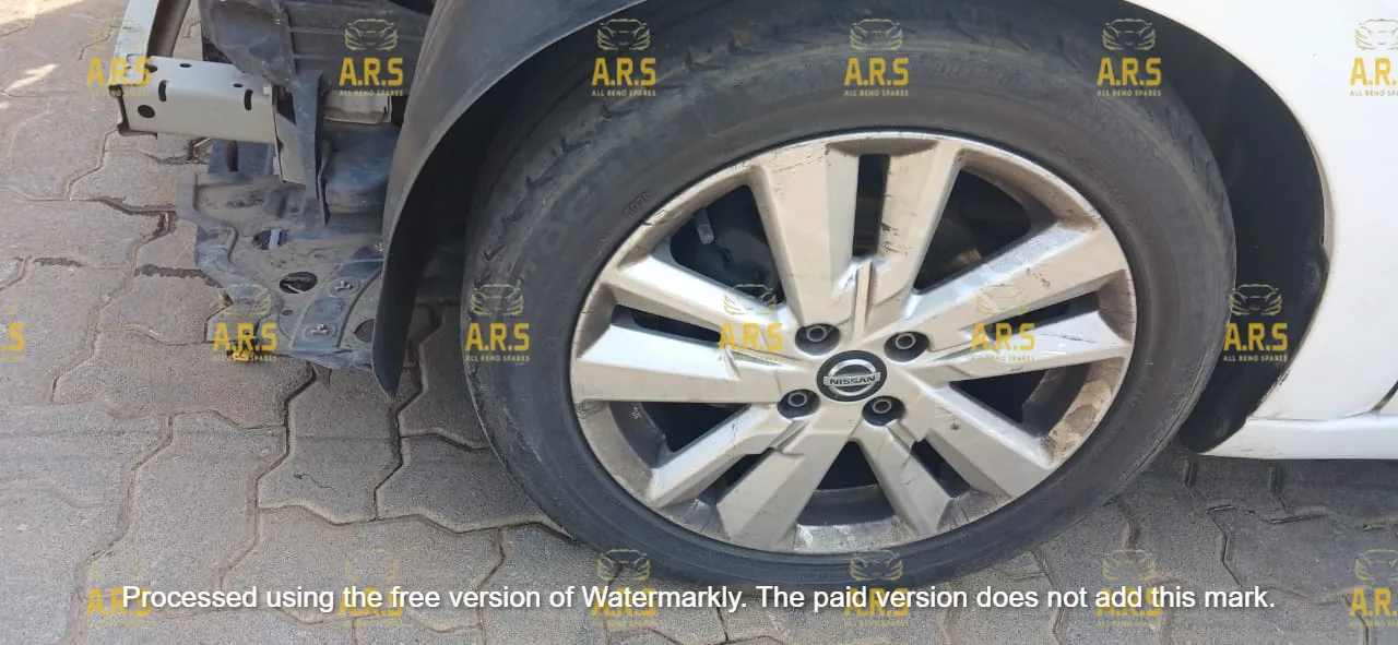 2020 Nissan Micra view 7