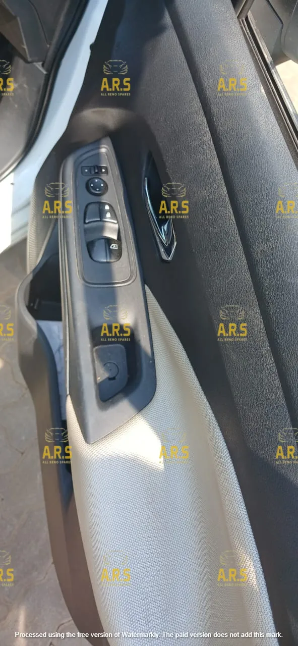 2020 Nissan Micra view 8