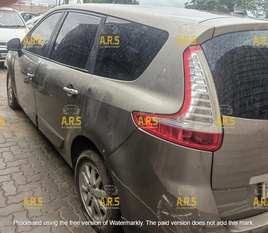 2006 Renault Scenic view 2