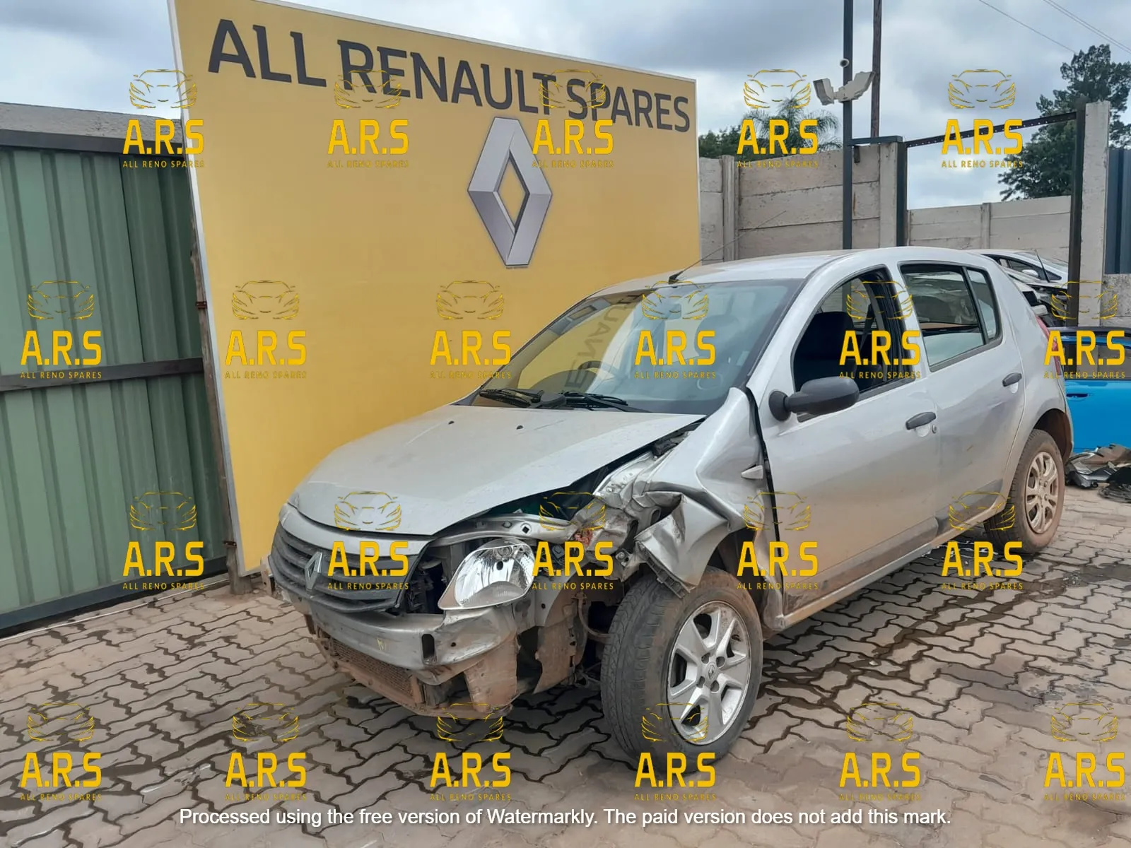 2009 Renault Sandero K7MF710UF15327 view 9