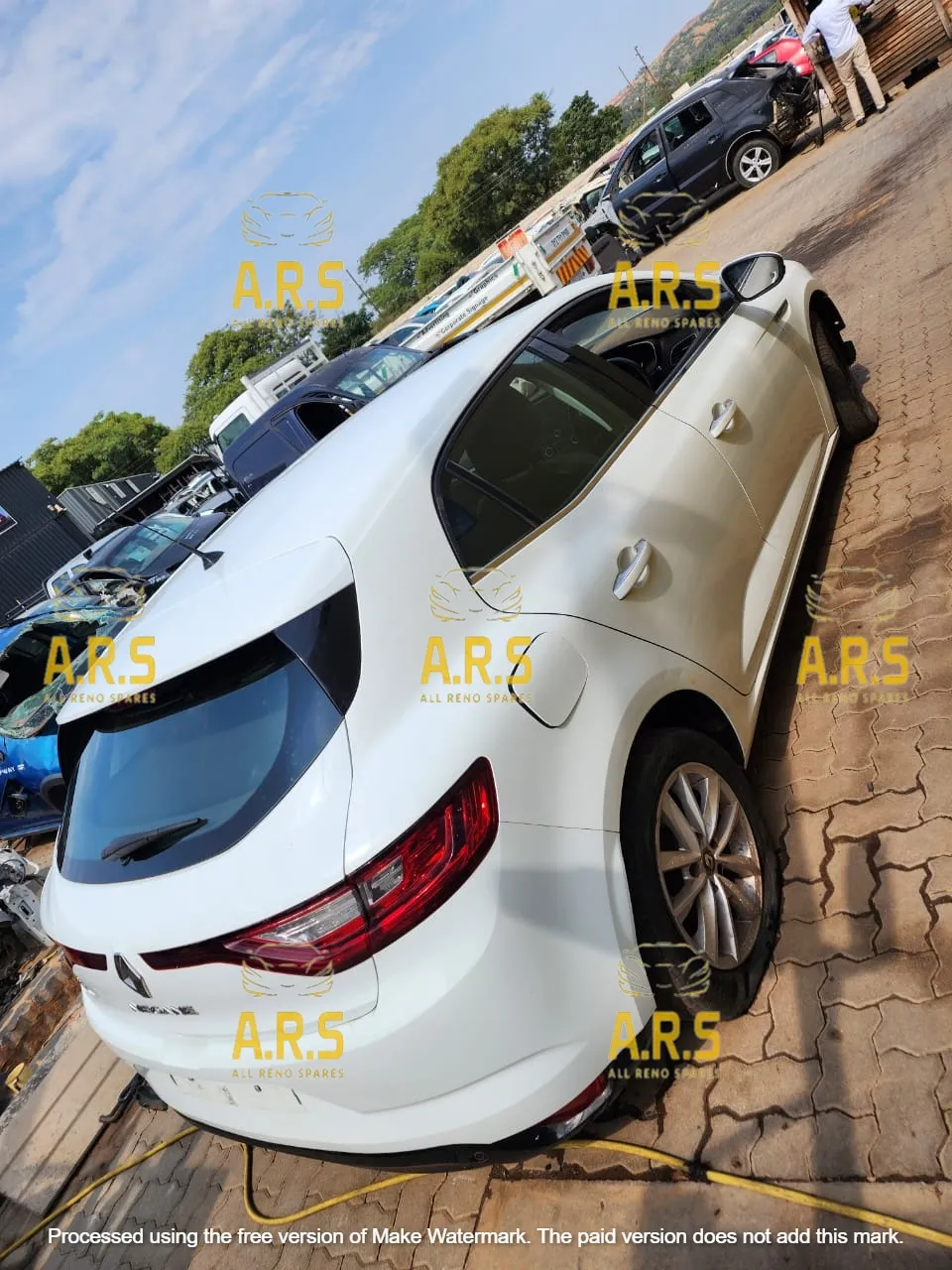 2018 Renault Megane H4MD750R000175 view 2