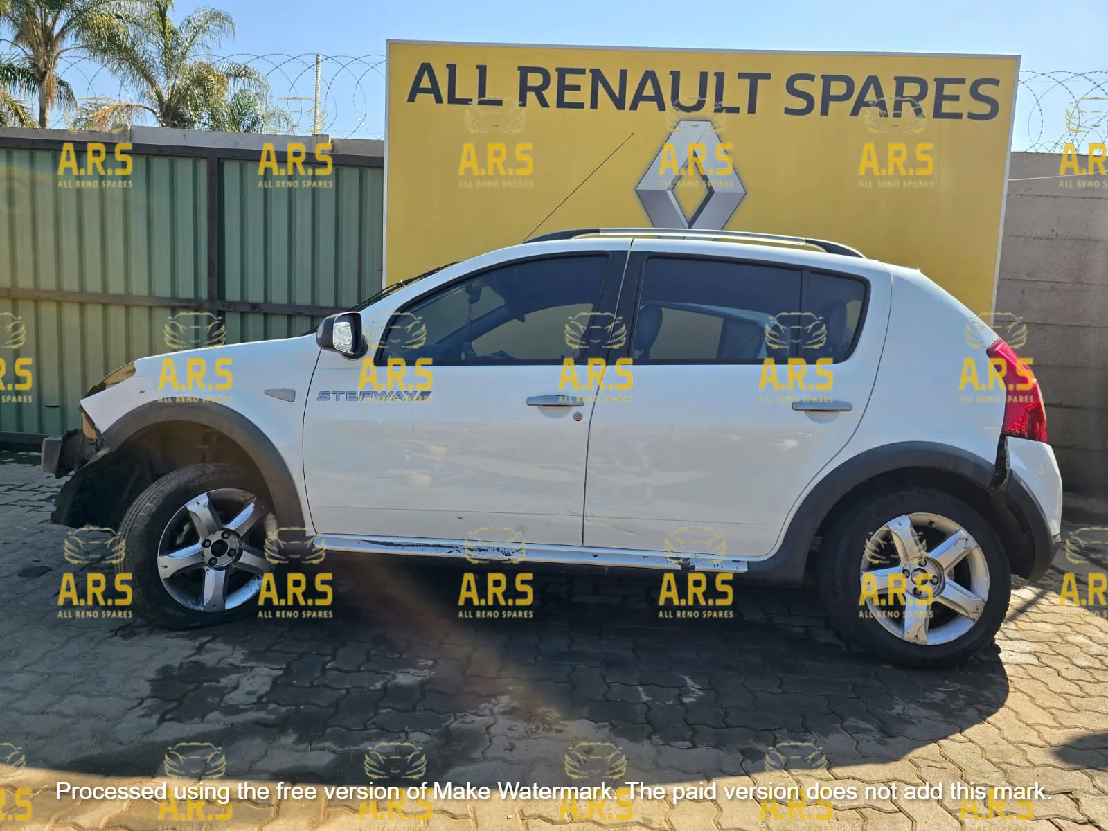 2011 Renault Sandero K7MF710UF90671 view 5