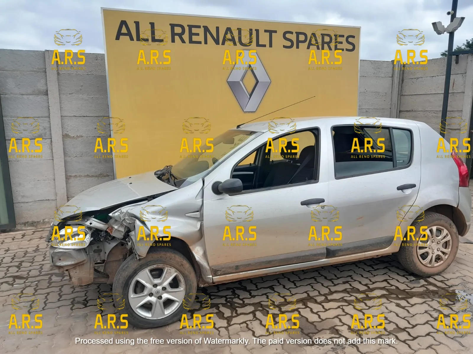 2009 Renault Sandero K7MF710UF15327 view 8