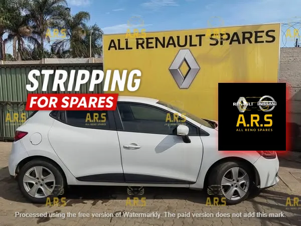 2013 Renault Clio H4BA400U221471 view 1