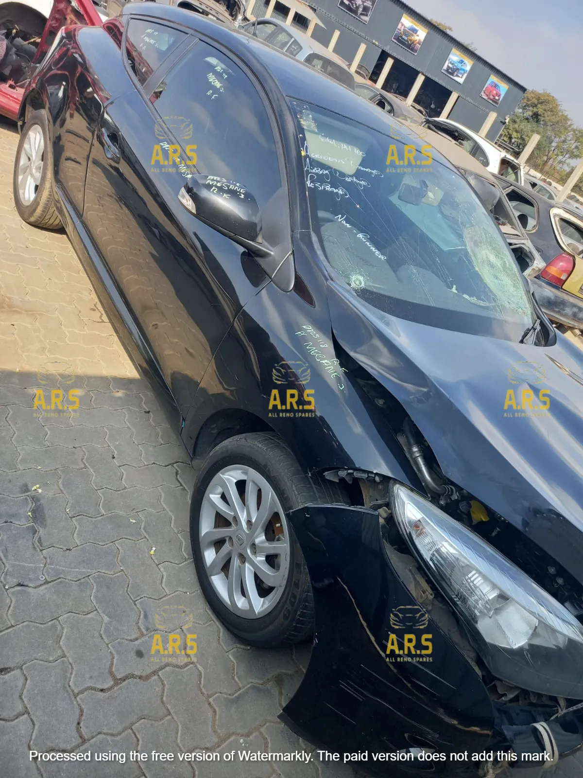 2006 Renault Megane view 2
