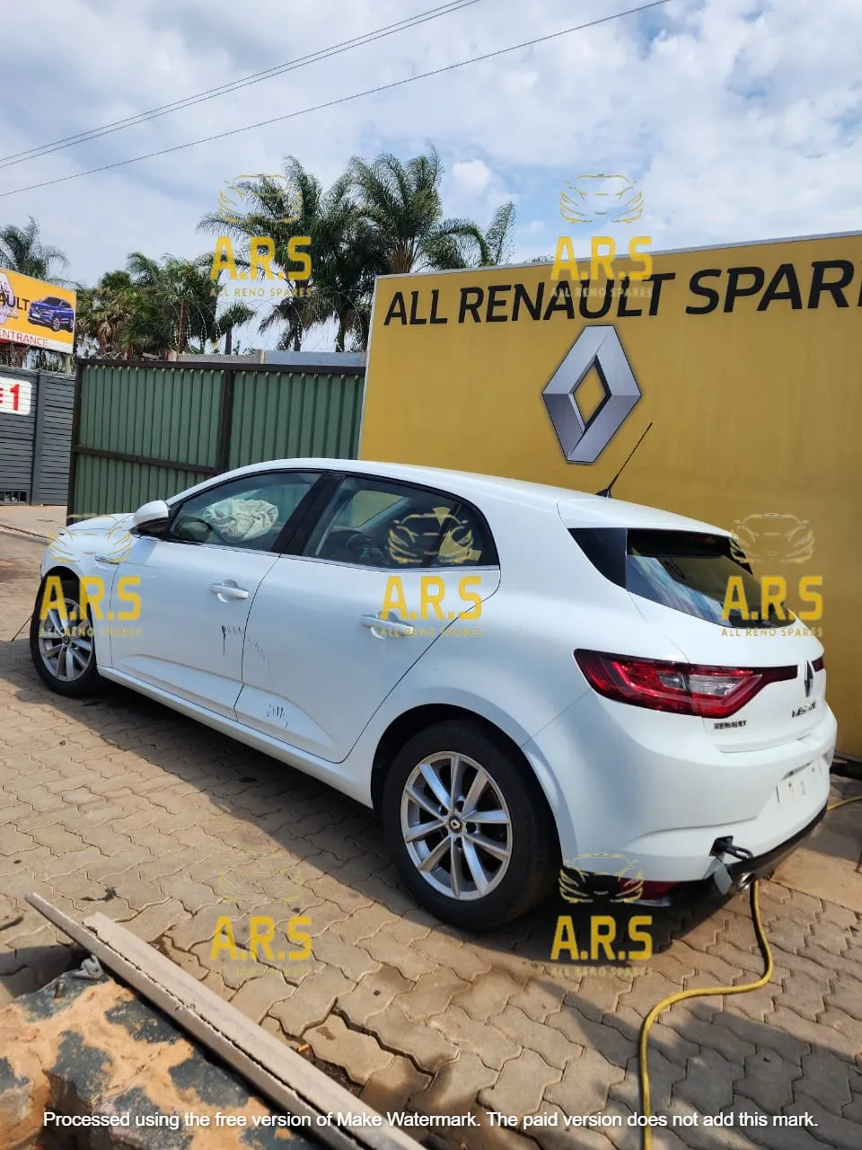 2018 Renault Megane H4MD750R000175 view 4