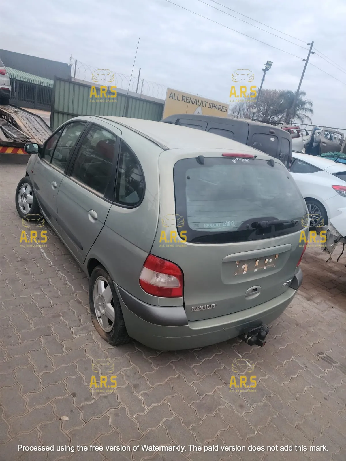 2000 Renault Scenic KPD566612 view 4