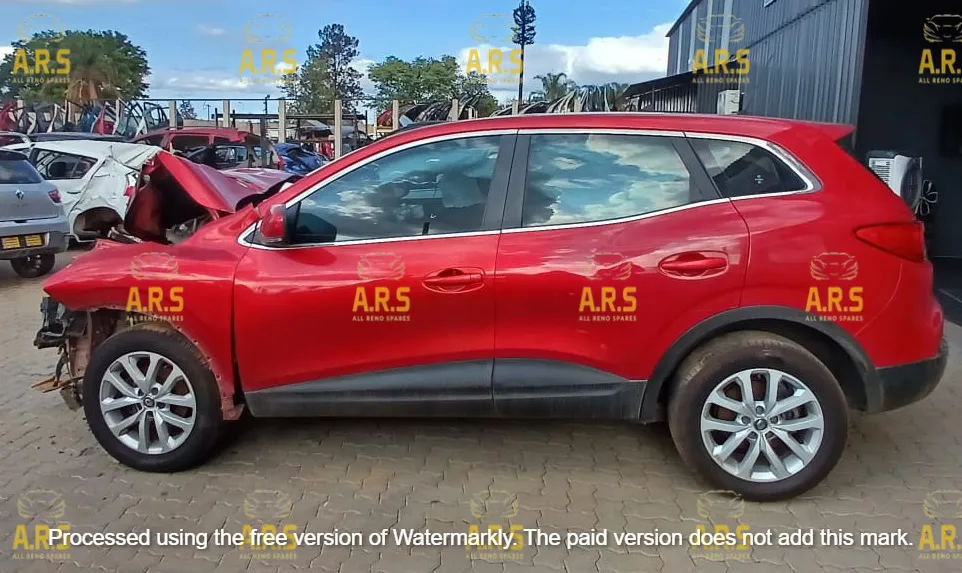 2017 Renault Kadjar X25EXLOG view 2