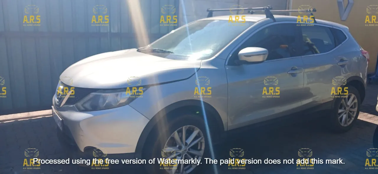 2015 Nissan Qashqai view 5