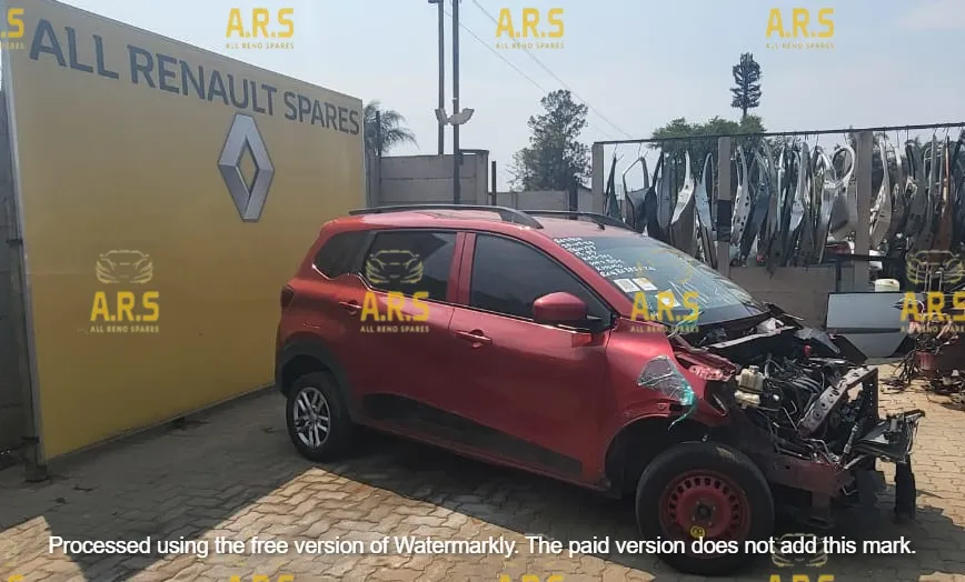 2021 Renault Triber view 3